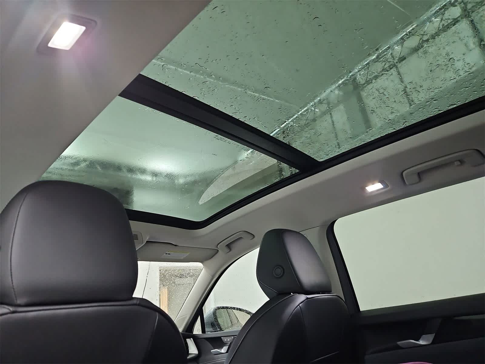 Thumbnail: 2025 Volkswagen Tiguan - 22