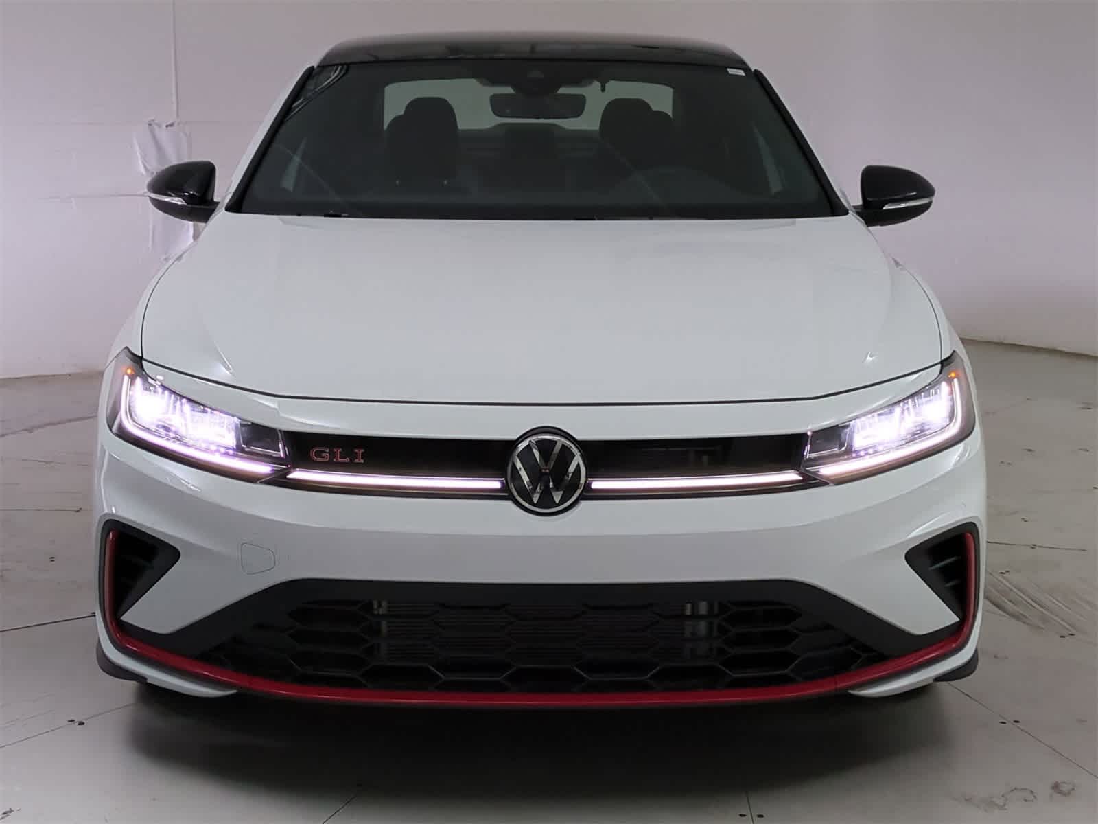 Thumbnail: 2025 Volkswagen Jetta - 9