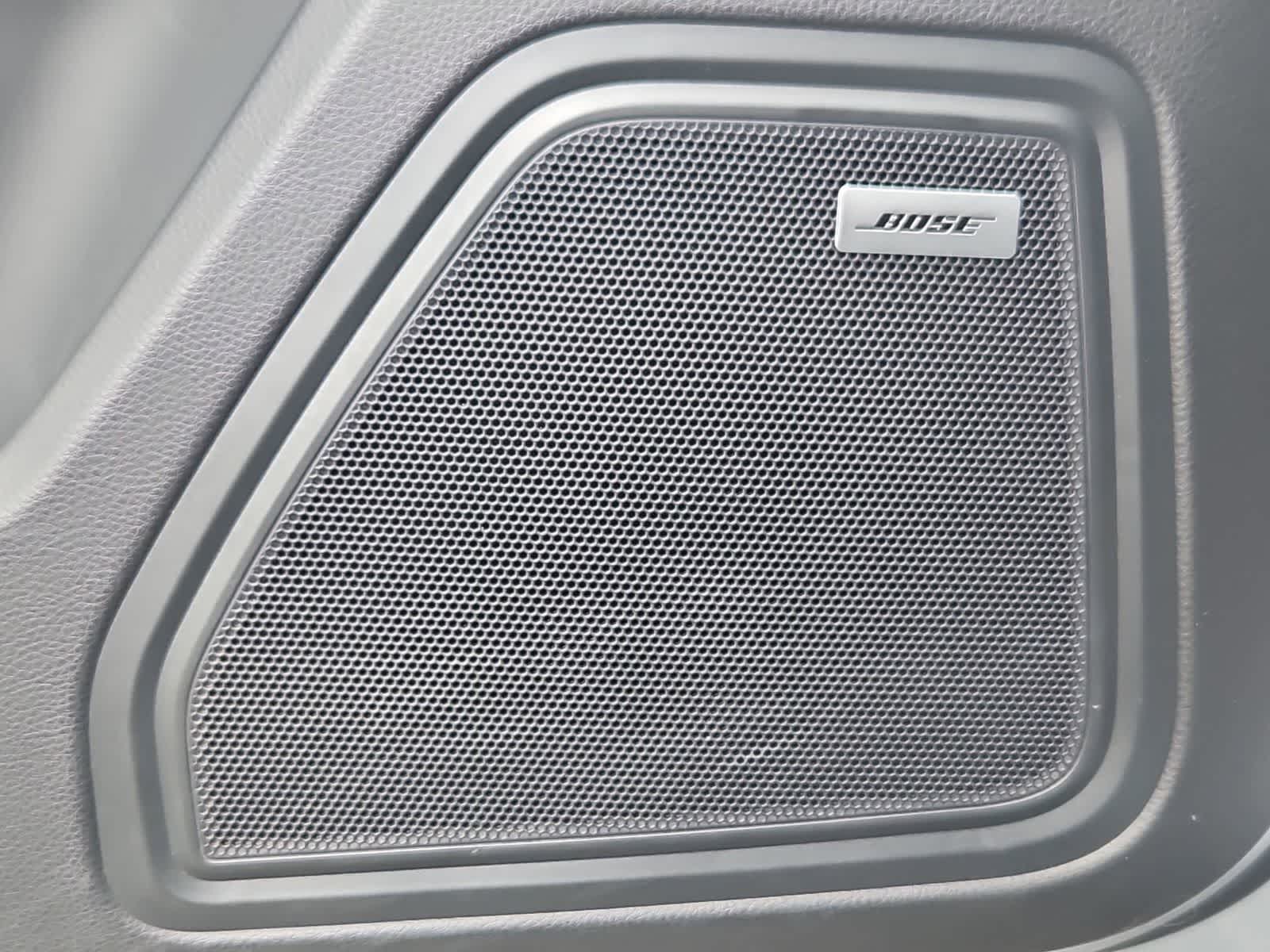 Thumbnail: 2017 Porsche Macan - 32