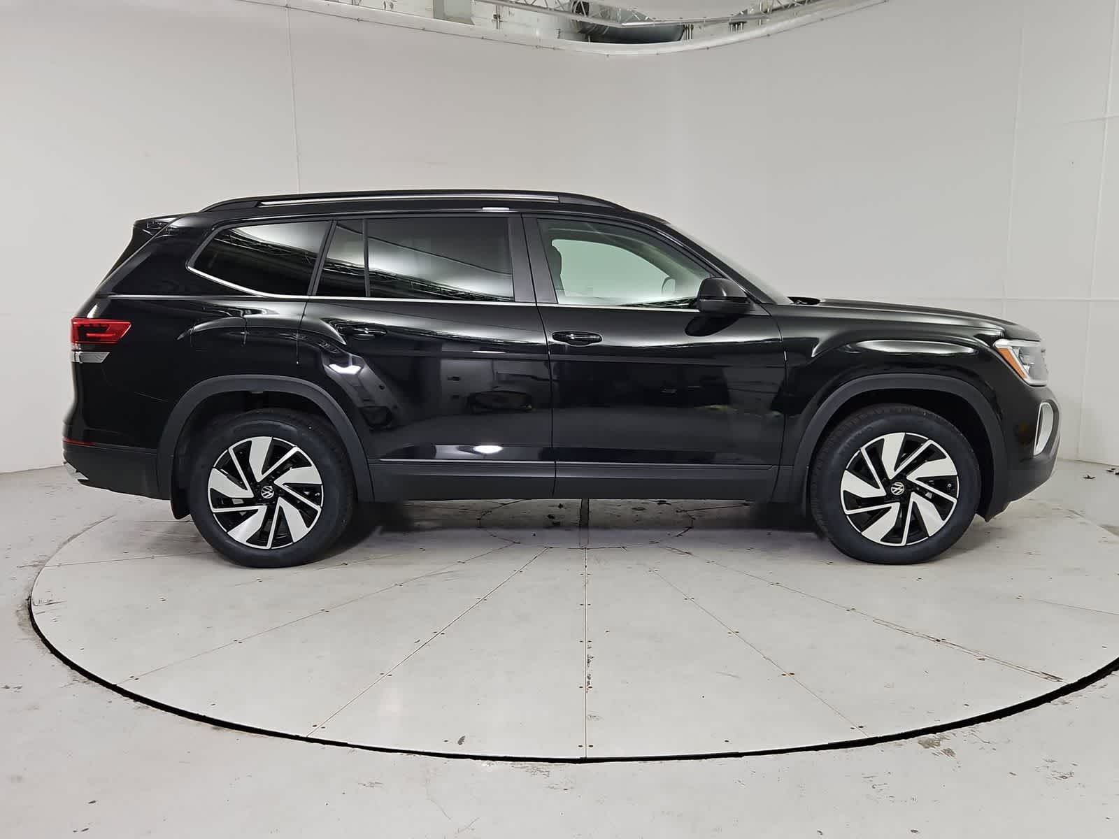 Thumbnail: 2026 Volkswagen Atlas - 7