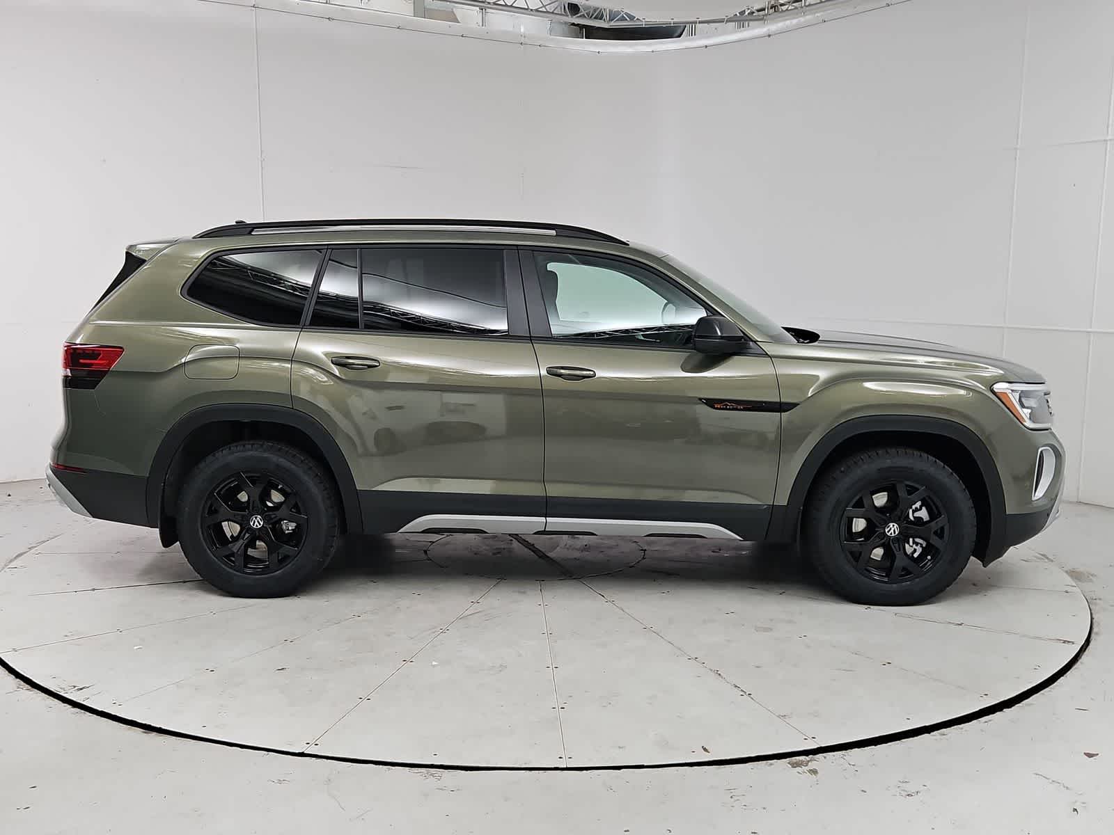 Thumbnail: 2026 Volkswagen Atlas - 7
