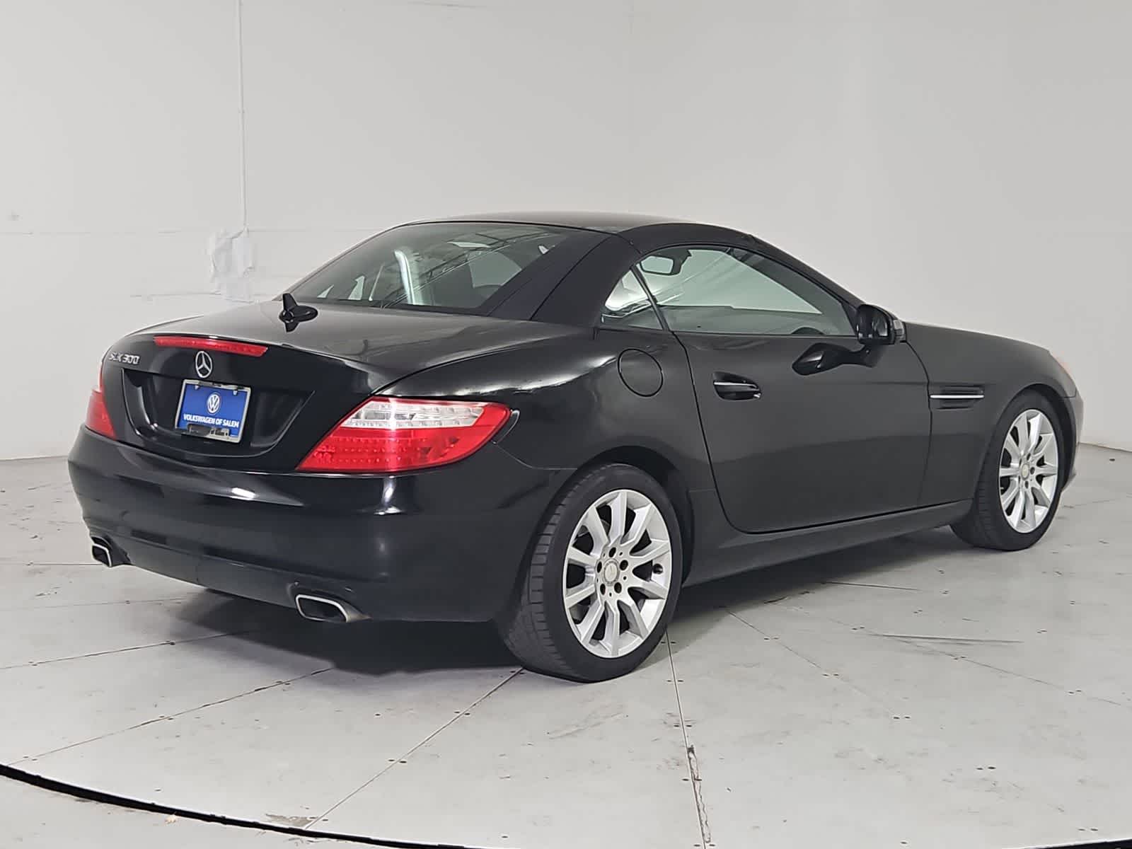 Thumbnail: 2016 Mercedes-Benz SLK - 6