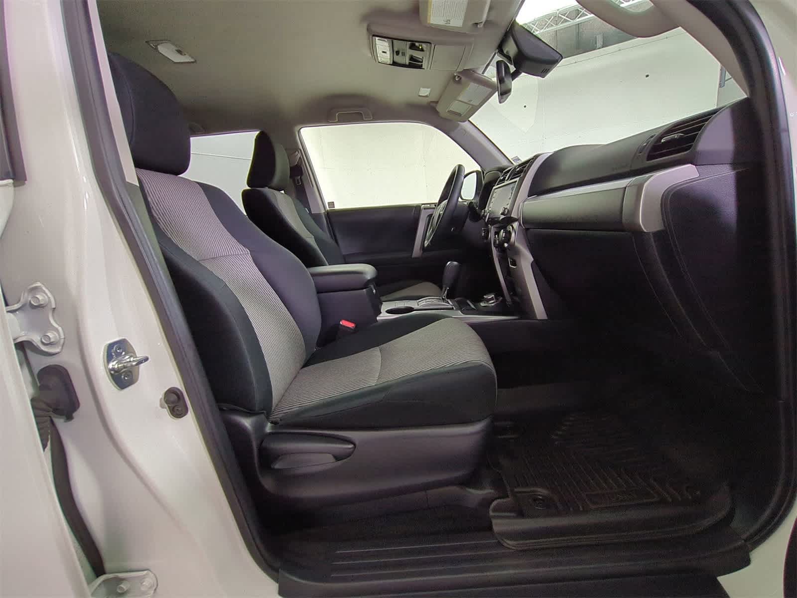 Thumbnail: 2023 Toyota 4Runner - 21