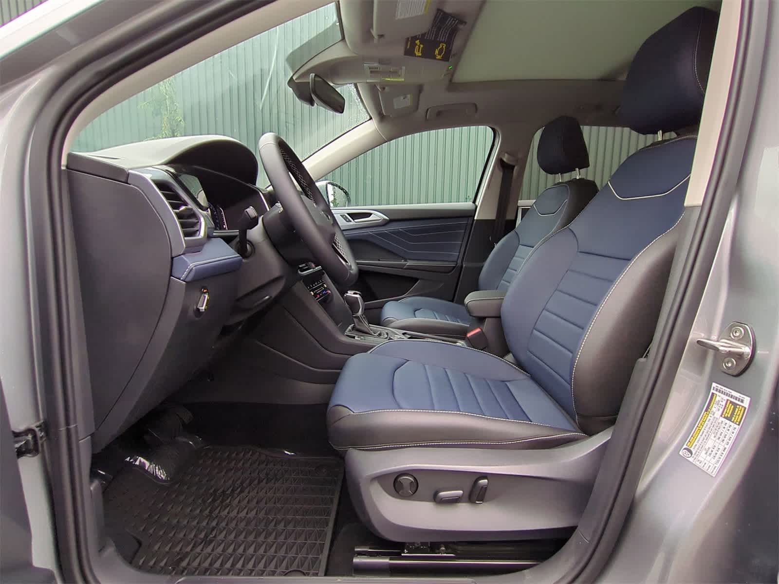 Thumbnail: 2025 Volkswagen Taos - 16