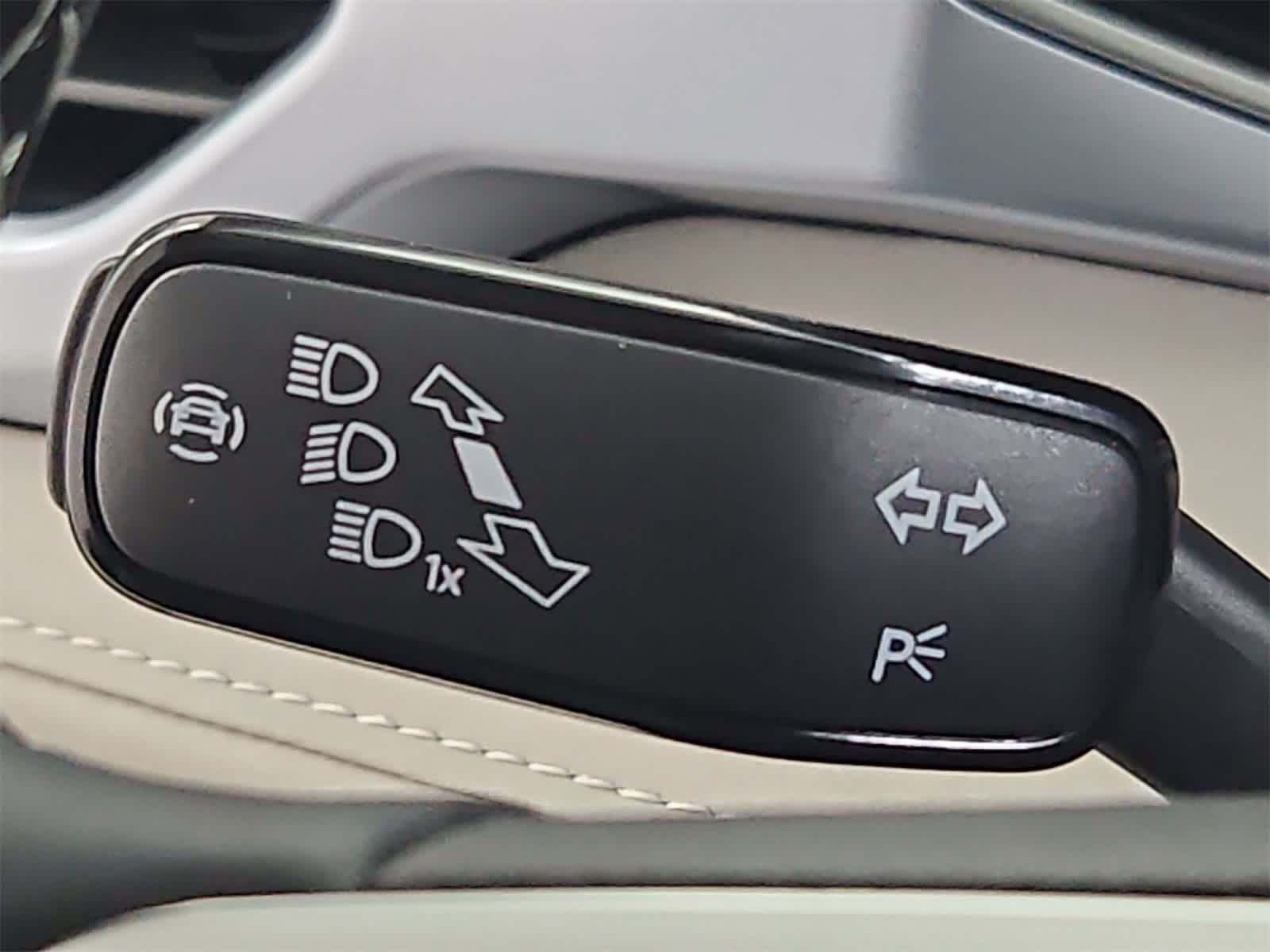 Thumbnail: 2025 Volkswagen Taos - 28