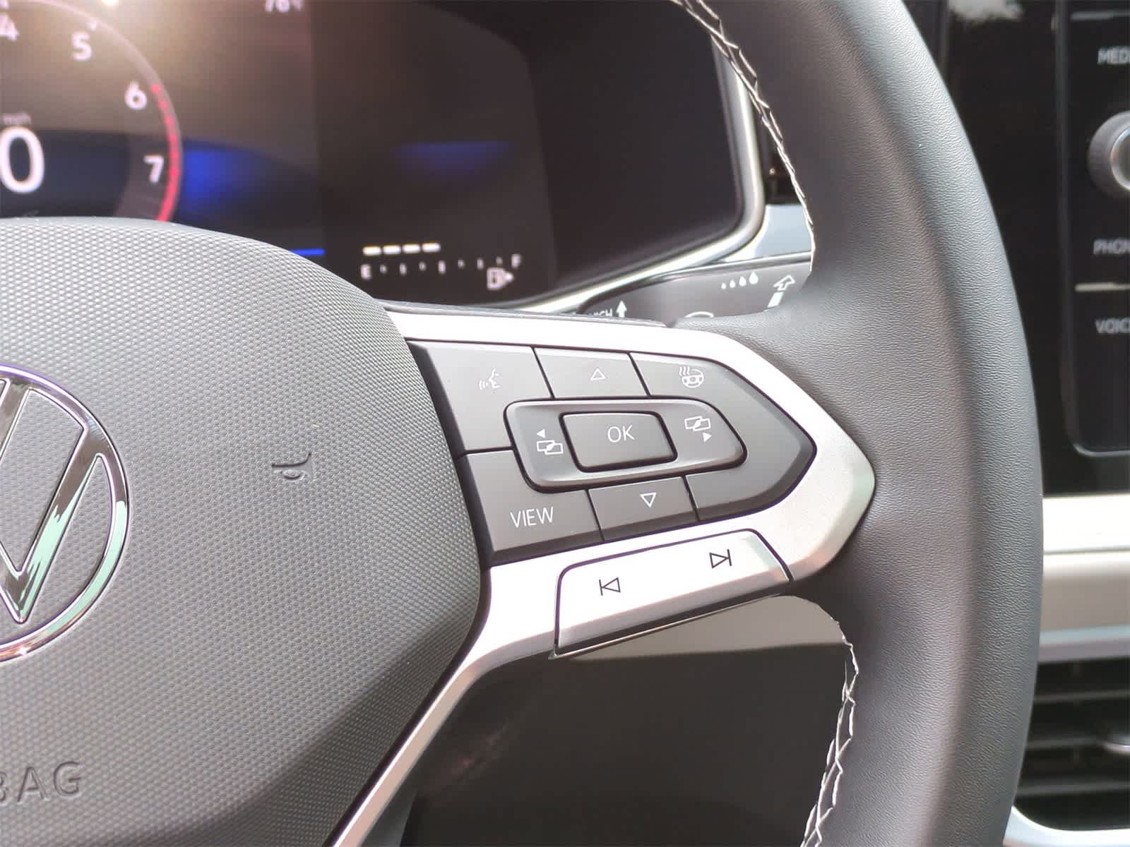 Thumbnail: 2025 Volkswagen Taos - 26