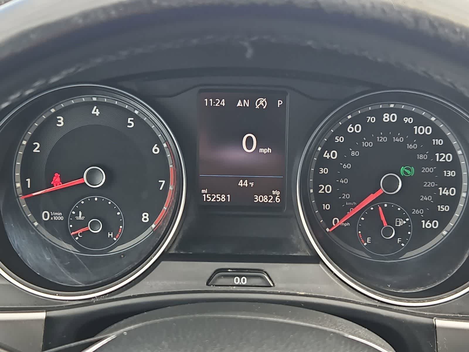 Thumbnail: 2018 Volkswagen Atlas - 32