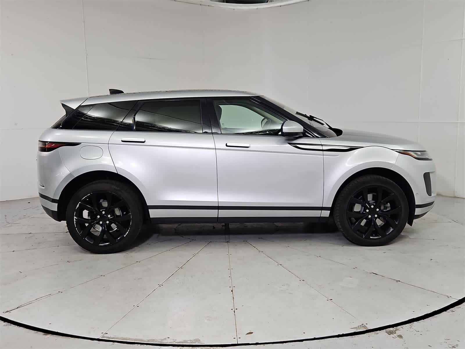 Thumbnail: 2020 Land Rover Range Rover Evoque - 7