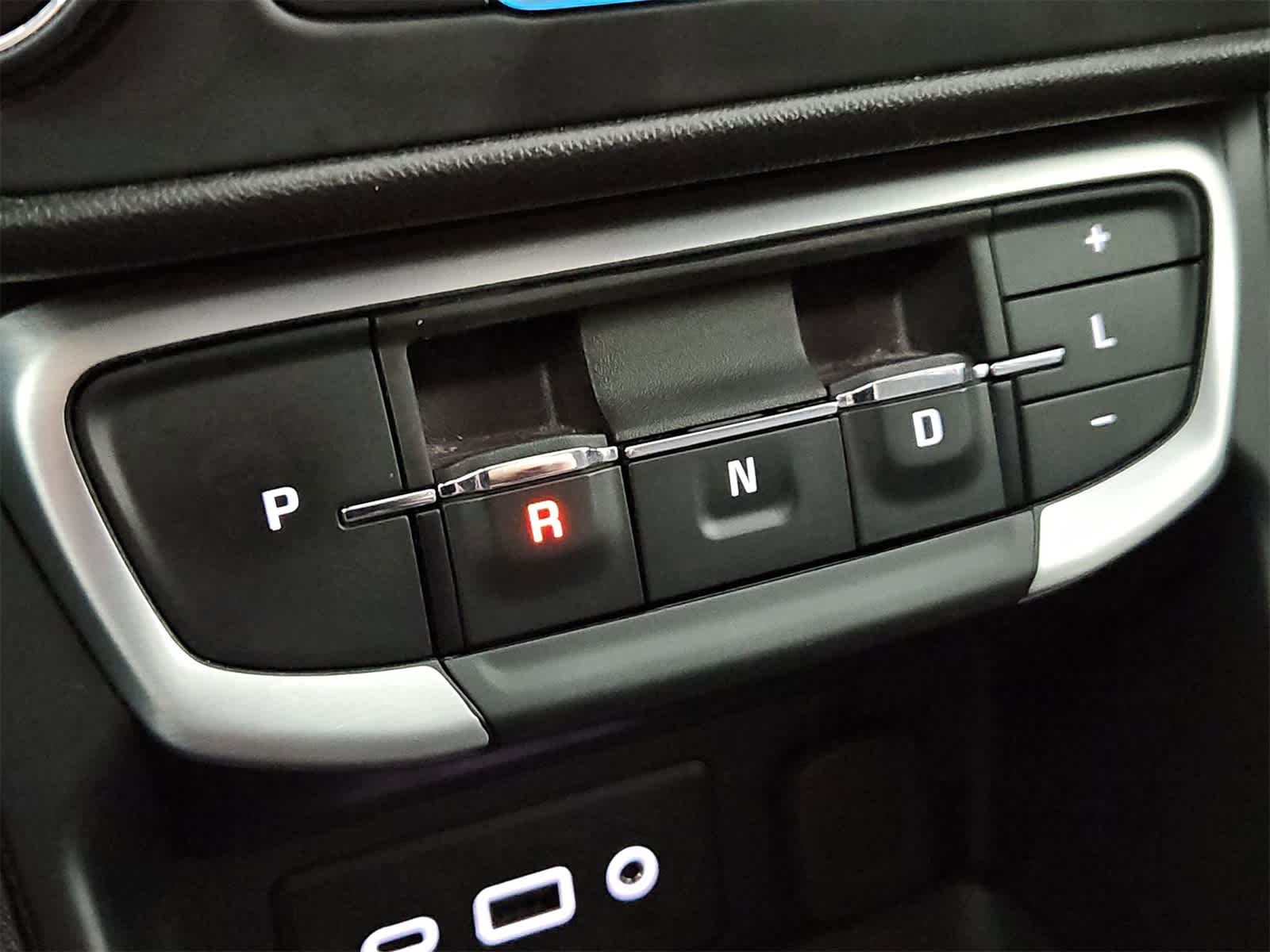 Thumbnail: 2024 GMC Terrain - 32