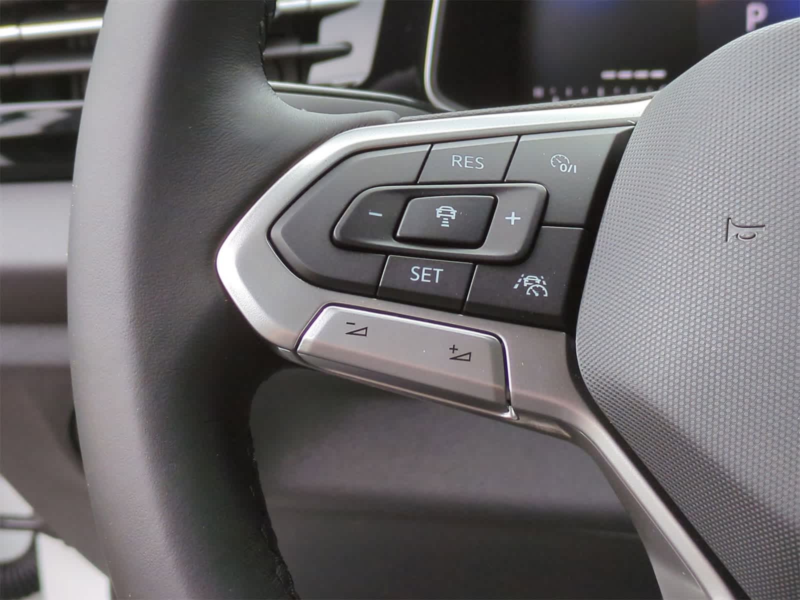 Thumbnail: 2025 Volkswagen Jetta - 24