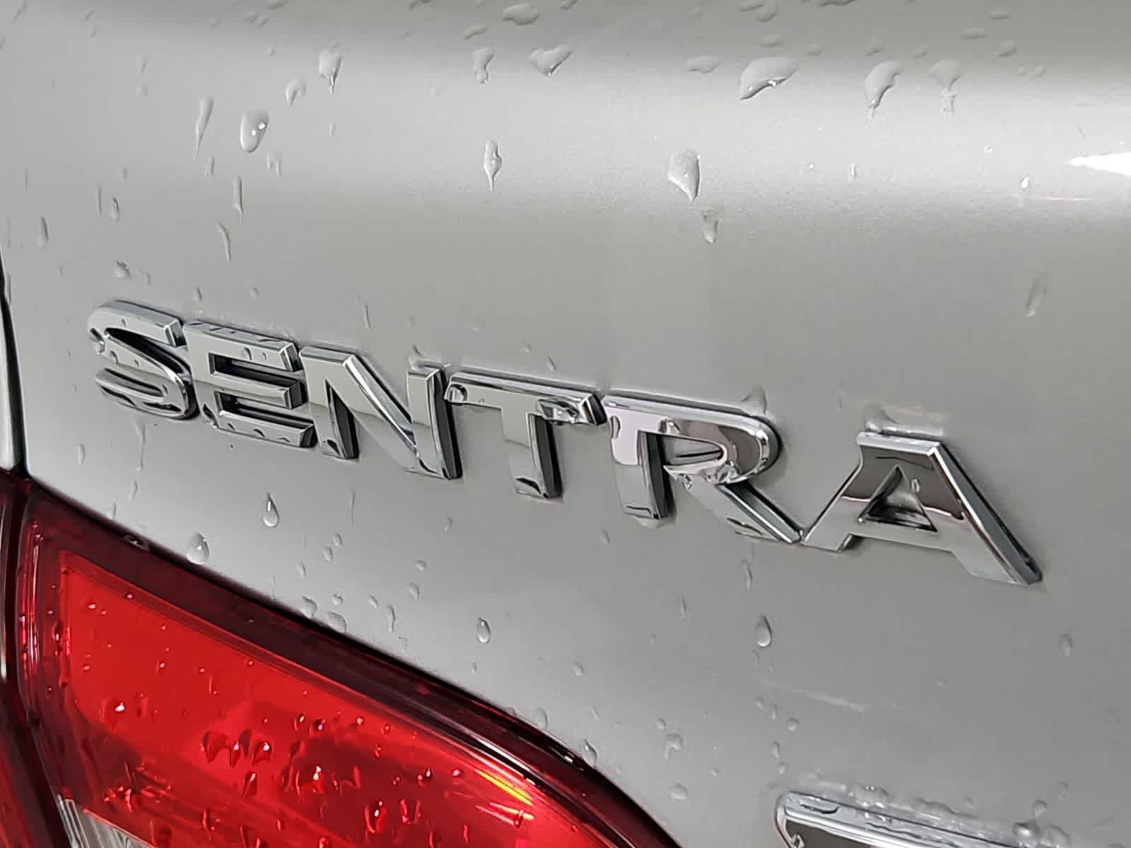 Thumbnail: 2019 Nissan Sentra - 12