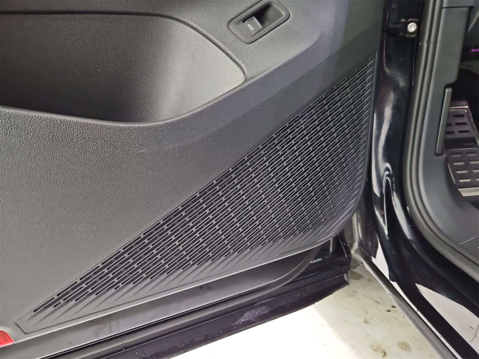 Thumbnail: 2026 Volkswagen Atlas - 32