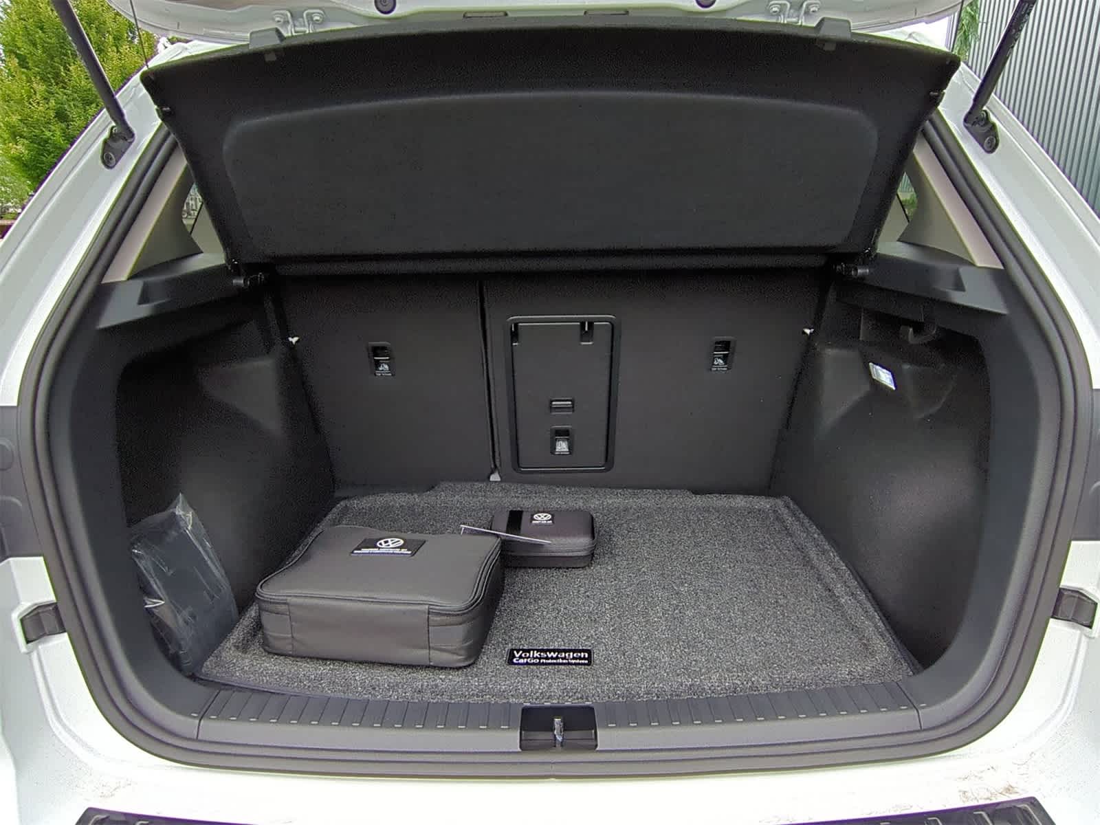 Thumbnail: 2025 Volkswagen Taos - 34