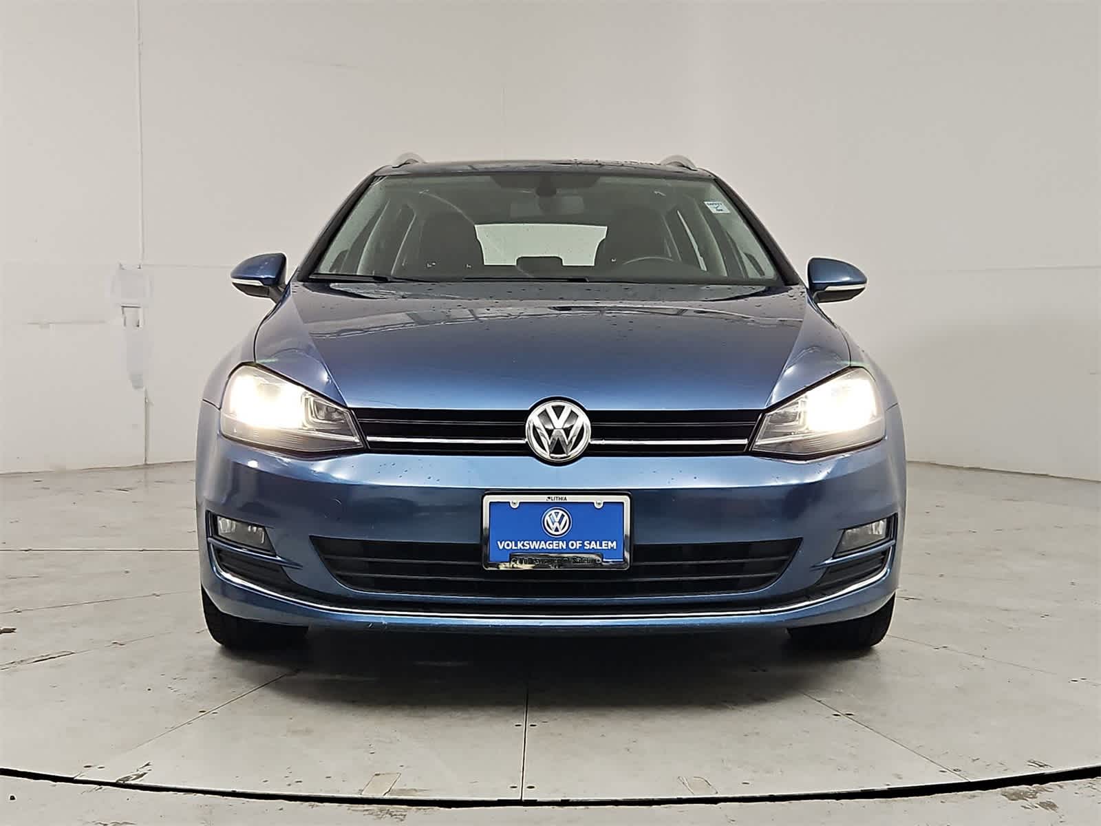 2015 Volkswagen e-Golf SE 9