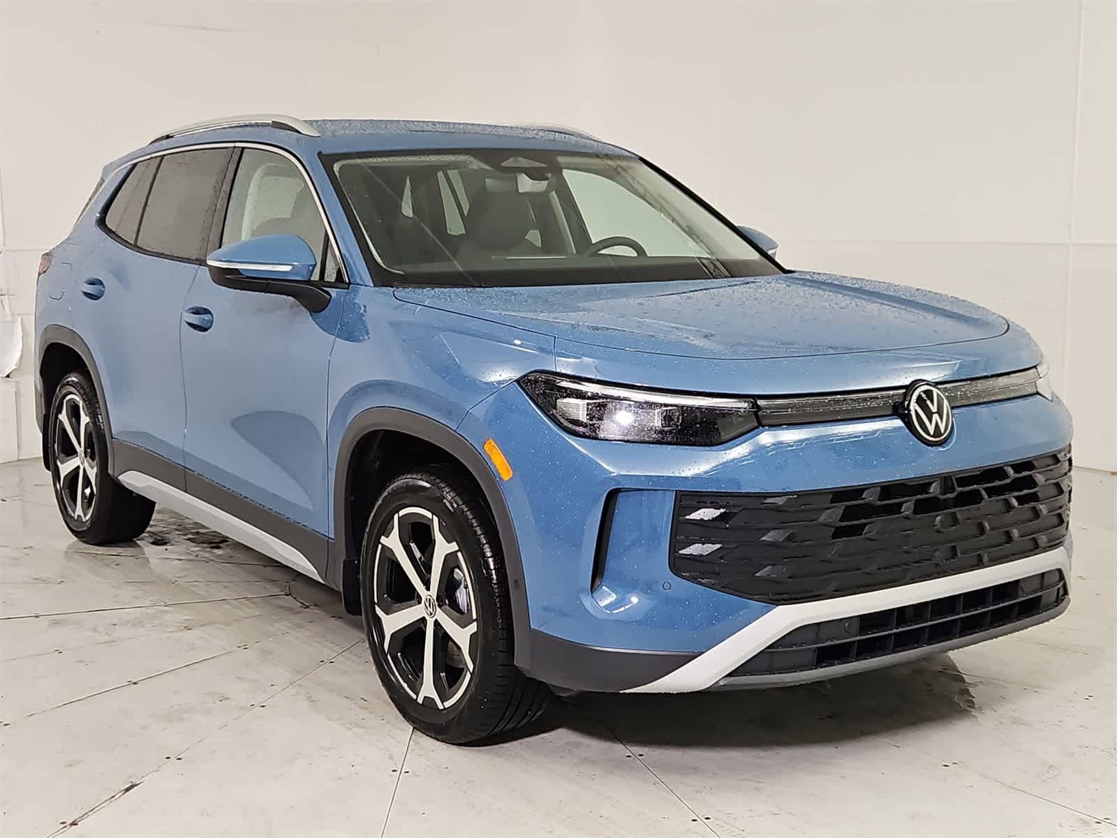 Thumbnail: 2026 Volkswagen Tiguan - 8