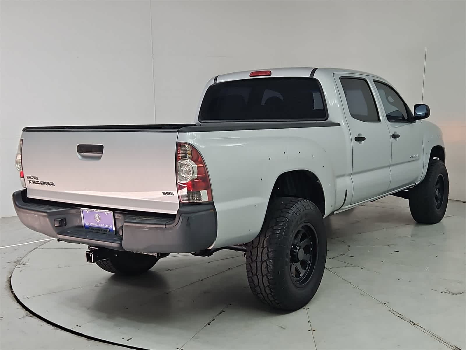 Thumbnail: 2011 Toyota Tacoma - 6