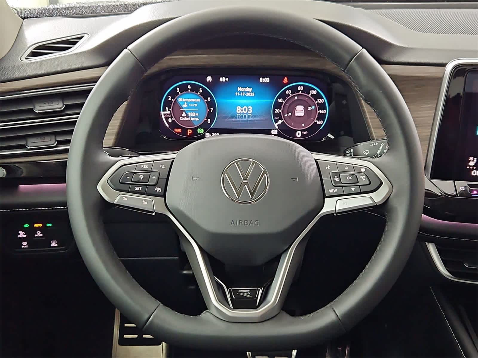 Thumbnail: 2026 Volkswagen Atlas - 24