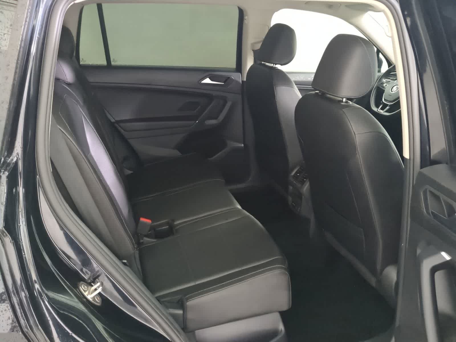 Thumbnail: 2020 Volkswagen Tiguan - 19