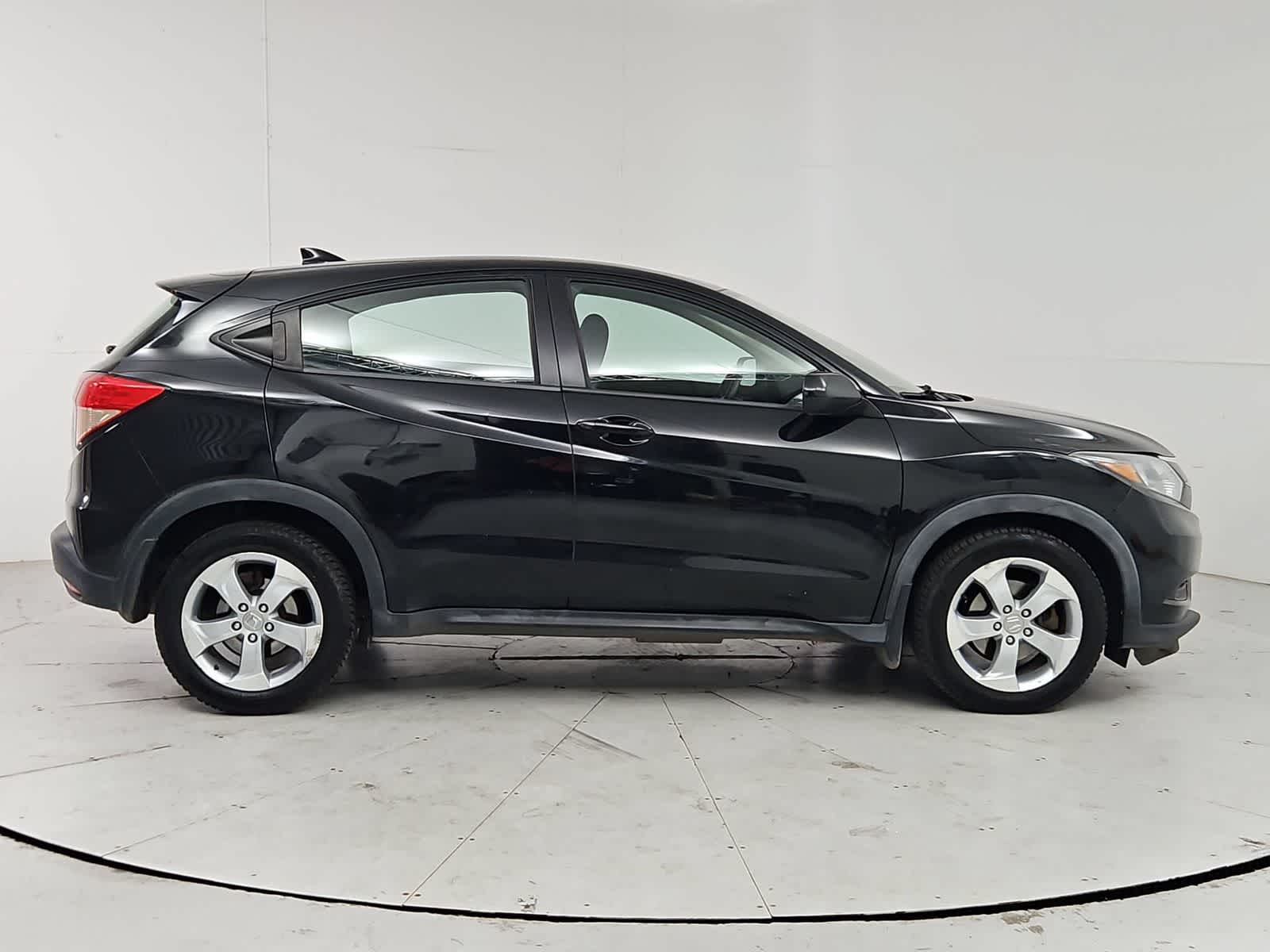 Thumbnail: 2016 Honda HR-V - 6