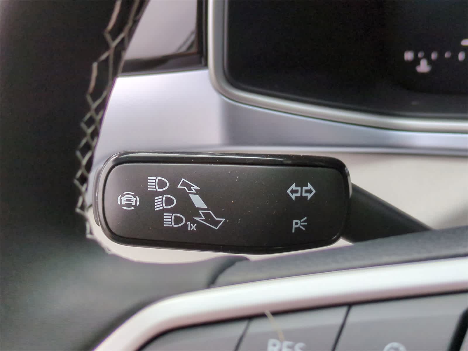 Thumbnail: 2025 Volkswagen Taos - 27