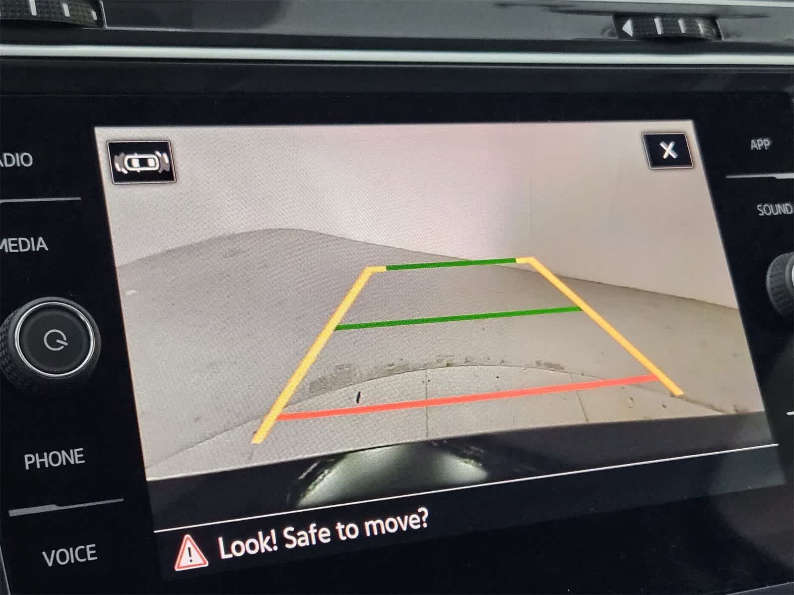 Thumbnail: 2024 Volkswagen Tiguan - 26