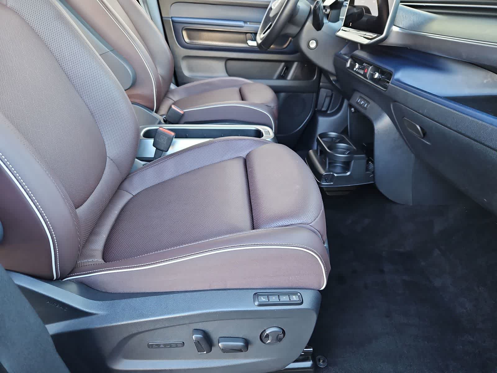 Thumbnail: 2025 Volkswagen ID.Buzz - 21