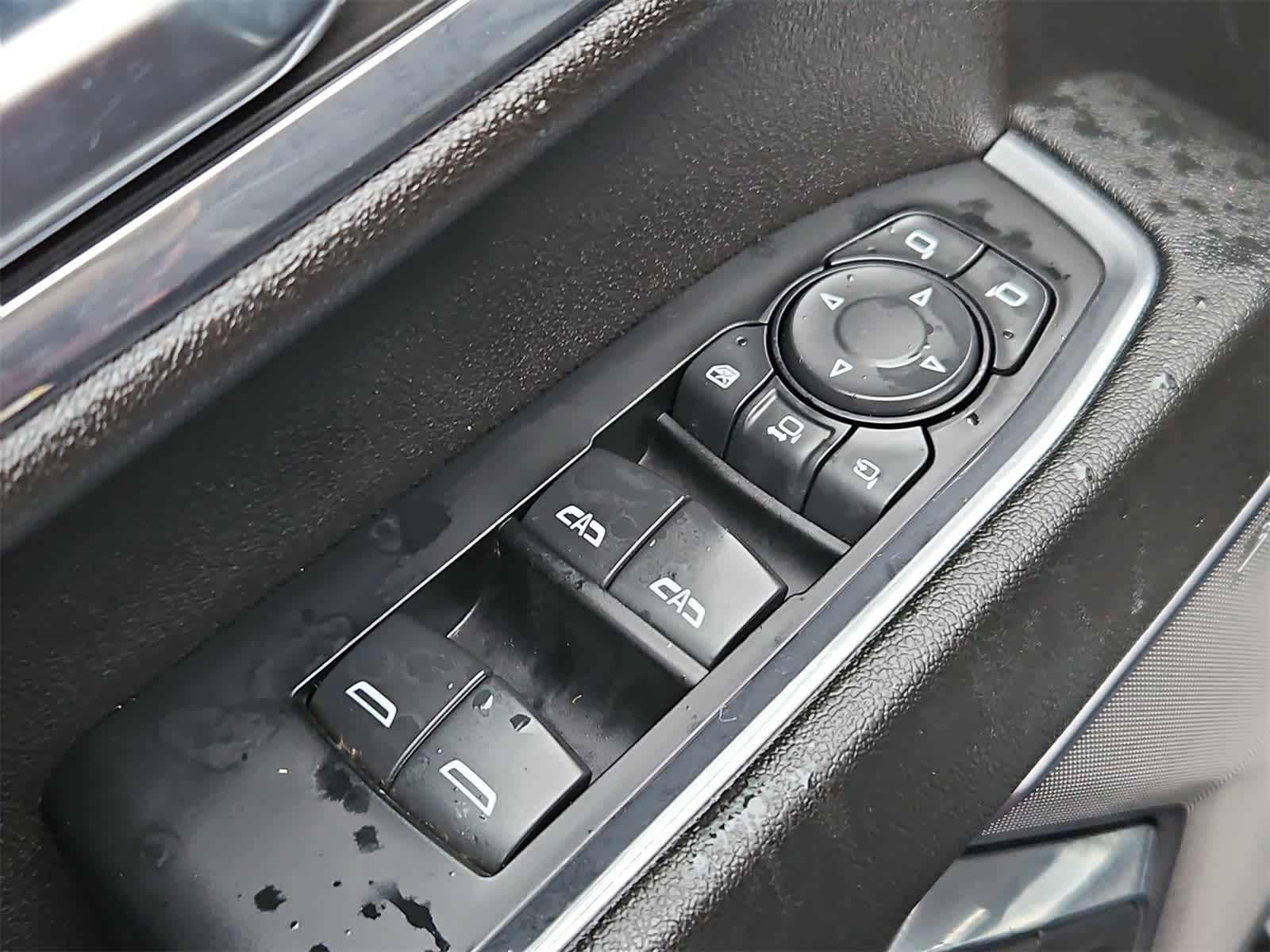 Thumbnail: 2024 Chevrolet Silverado 2500 - 17