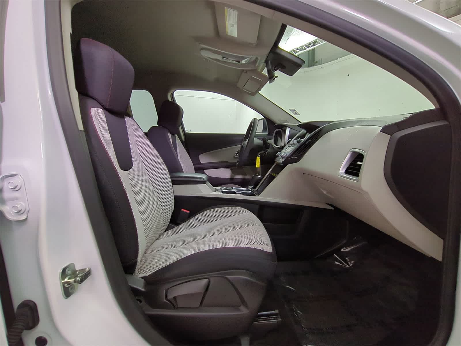 Thumbnail: 2017 Chevrolet Equinox - 21