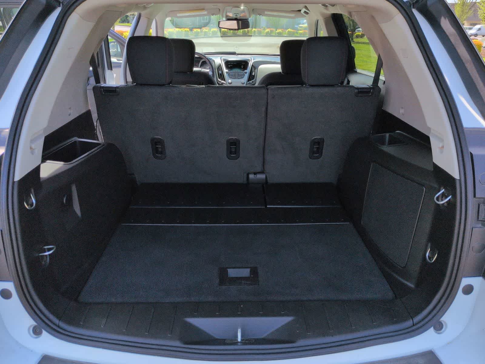 Thumbnail: 2017 Chevrolet Equinox - 33