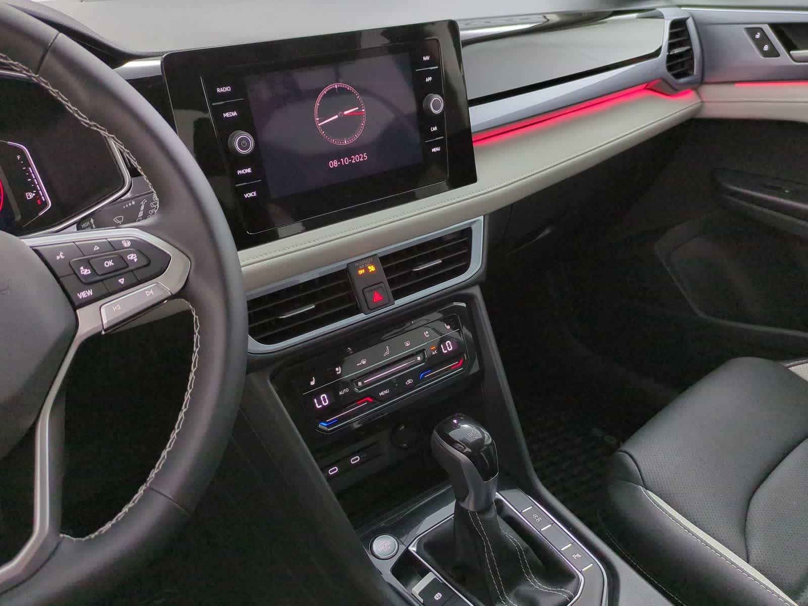 Thumbnail: 2025 Volkswagen Taos - 29