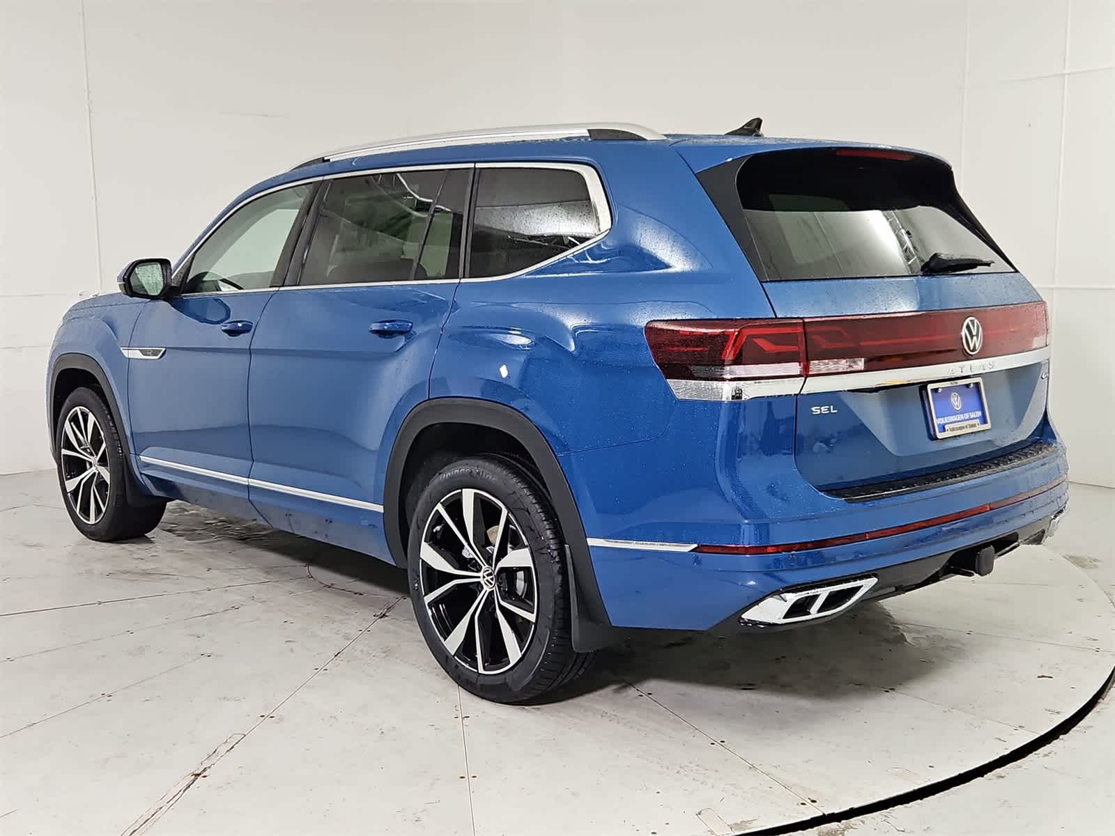 Thumbnail: 2026 Volkswagen Atlas - 4