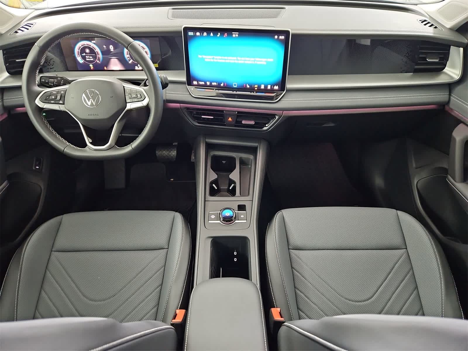 Thumbnail: 2025 Volkswagen Tiguan - 15