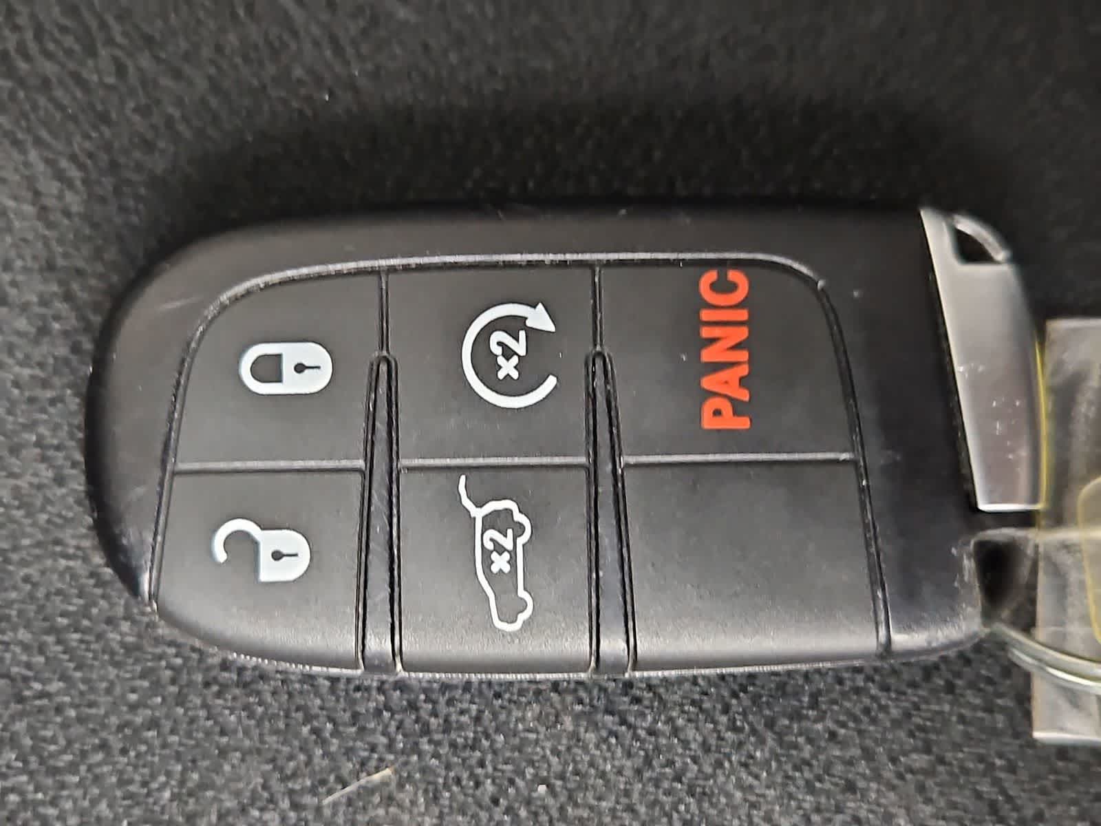 Thumbnail: 2023 Dodge Durango - 36