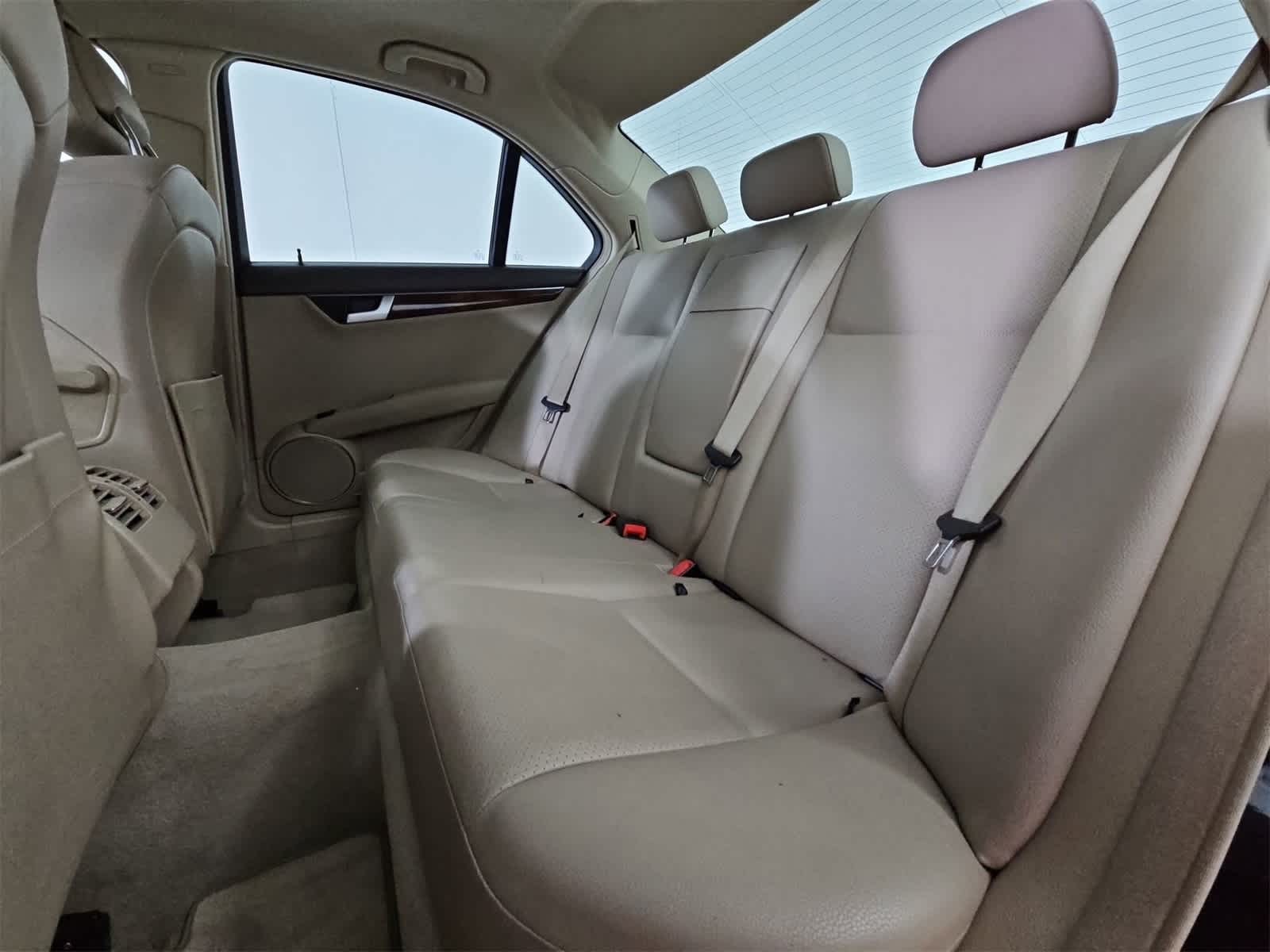 Thumbnail: 2013 Mercedes-Benz C-Class - 20