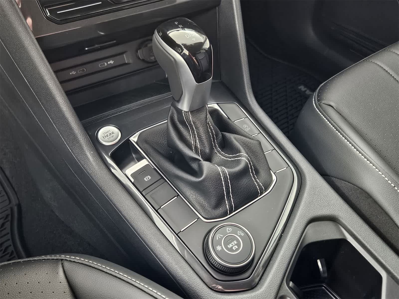 Thumbnail: 2024 Volkswagen Tiguan - 28