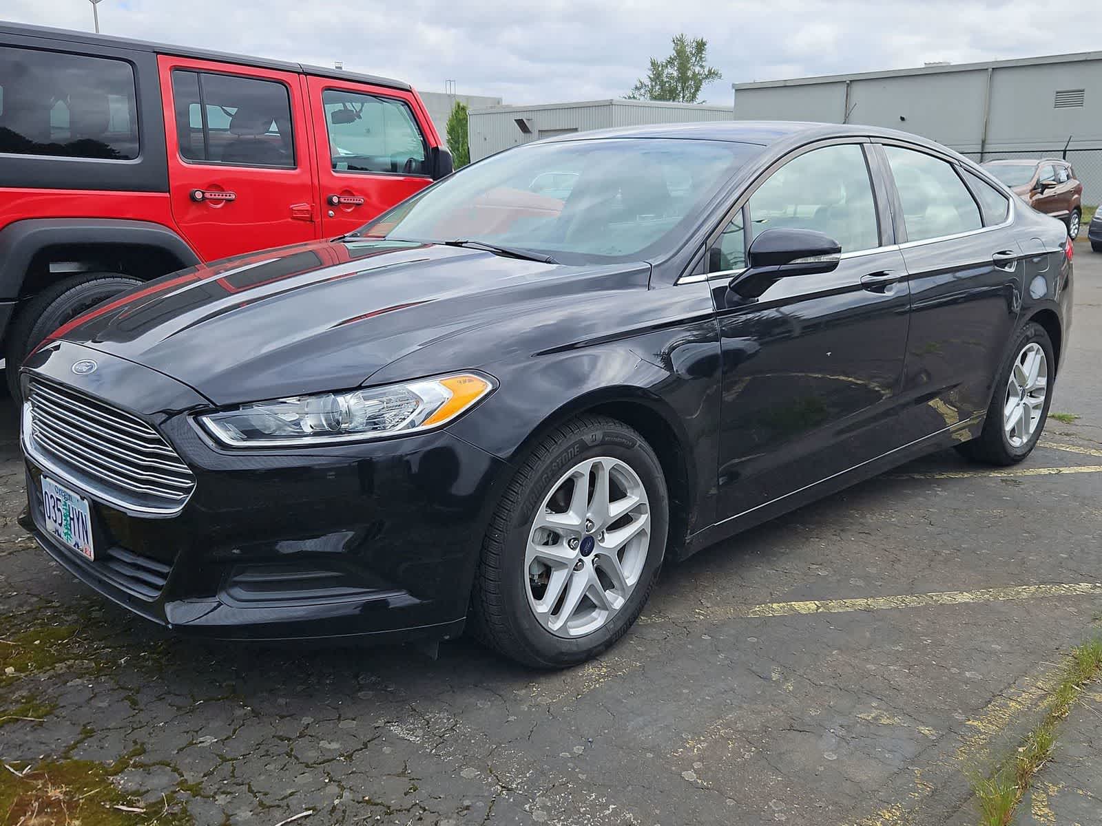 2016 Ford Fusion SE