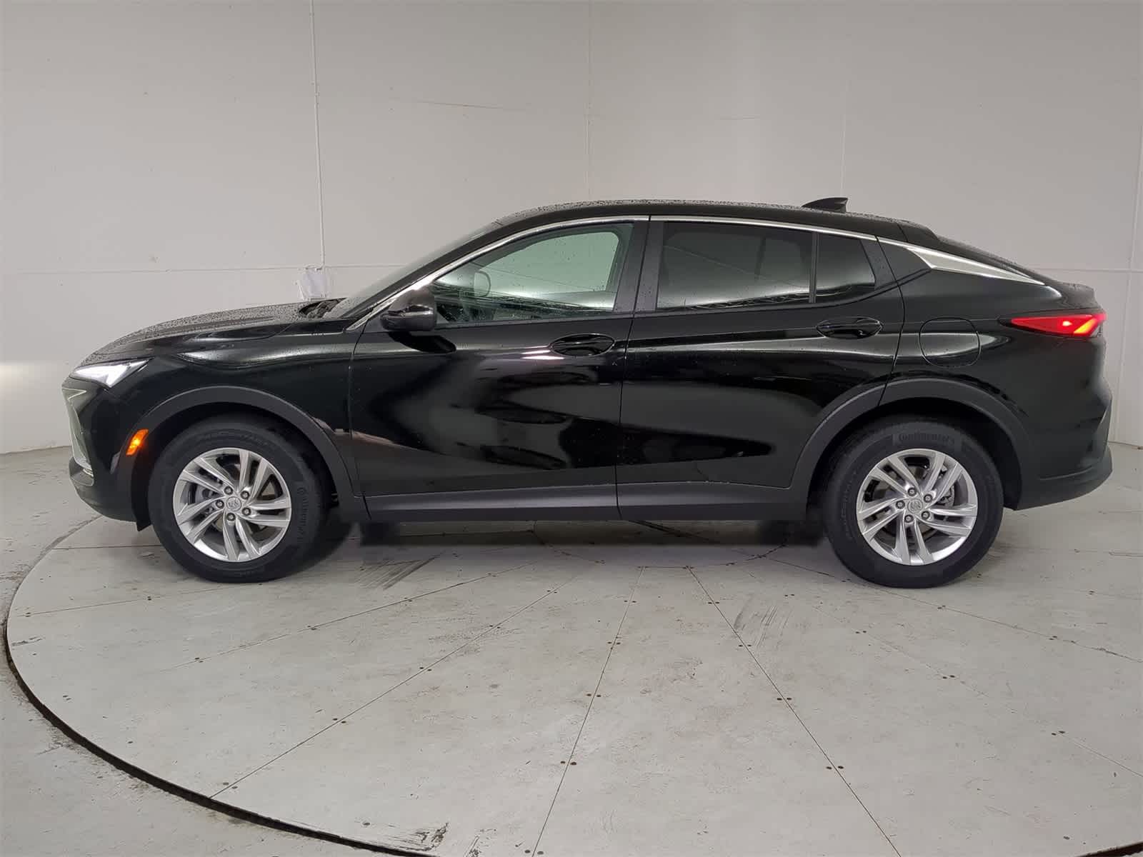 Thumbnail: 2025 Buick Envista - 3