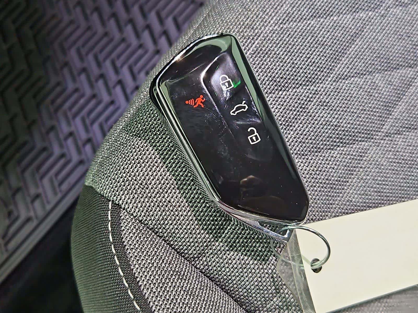 Thumbnail: 2026 Volkswagen Tiguan - 35