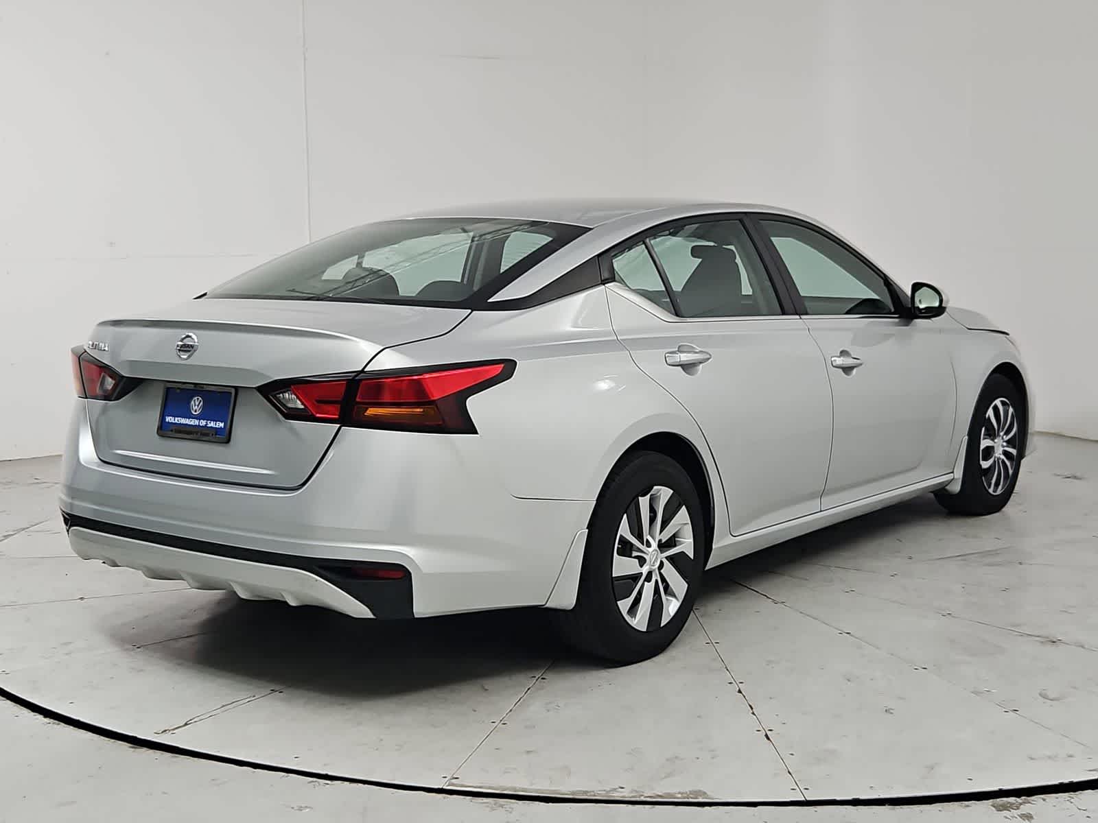 Thumbnail: 2021 Nissan Altima - 6
