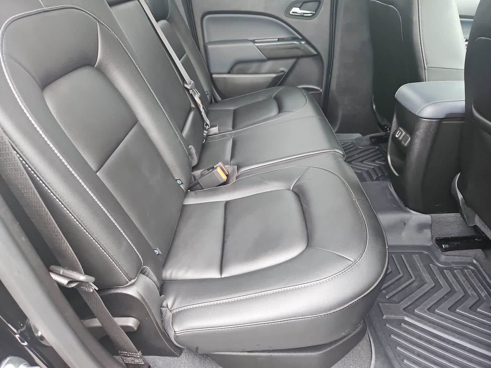 Thumbnail: 2022 Chevrolet Colorado - 20