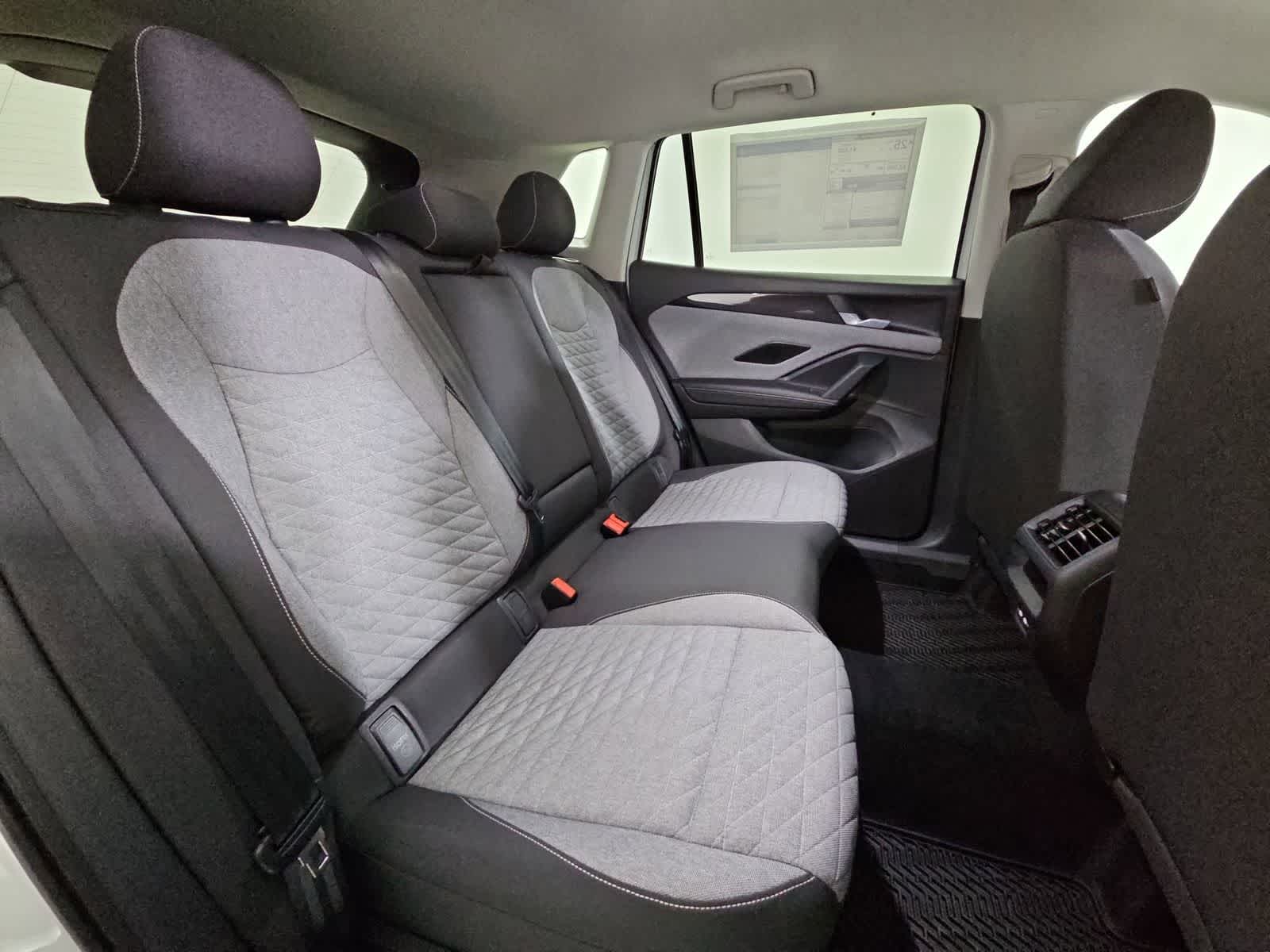 Thumbnail: 2026 Volkswagen Tiguan - 20