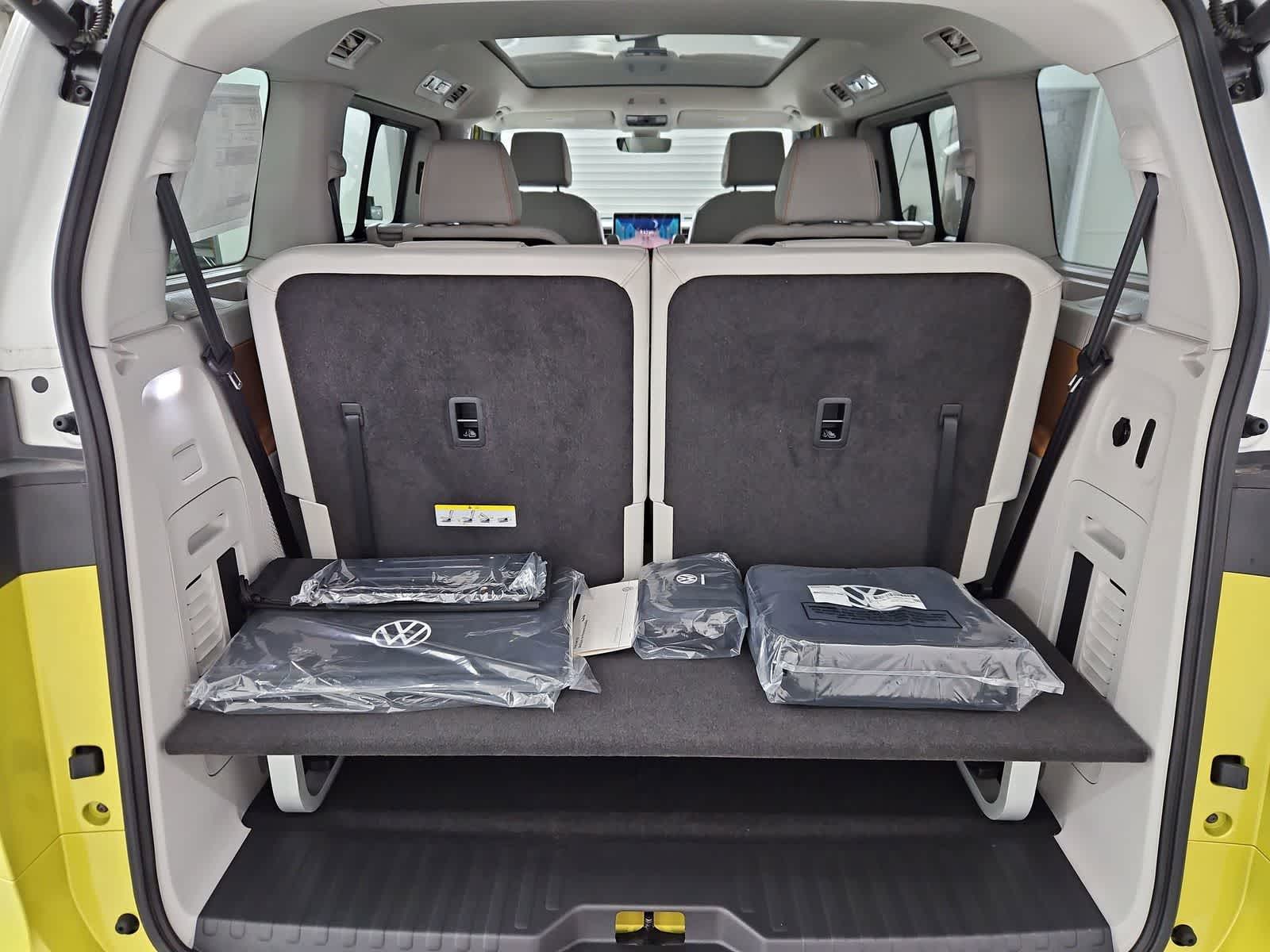 Thumbnail: 2025 Volkswagen ID.Buzz - 36