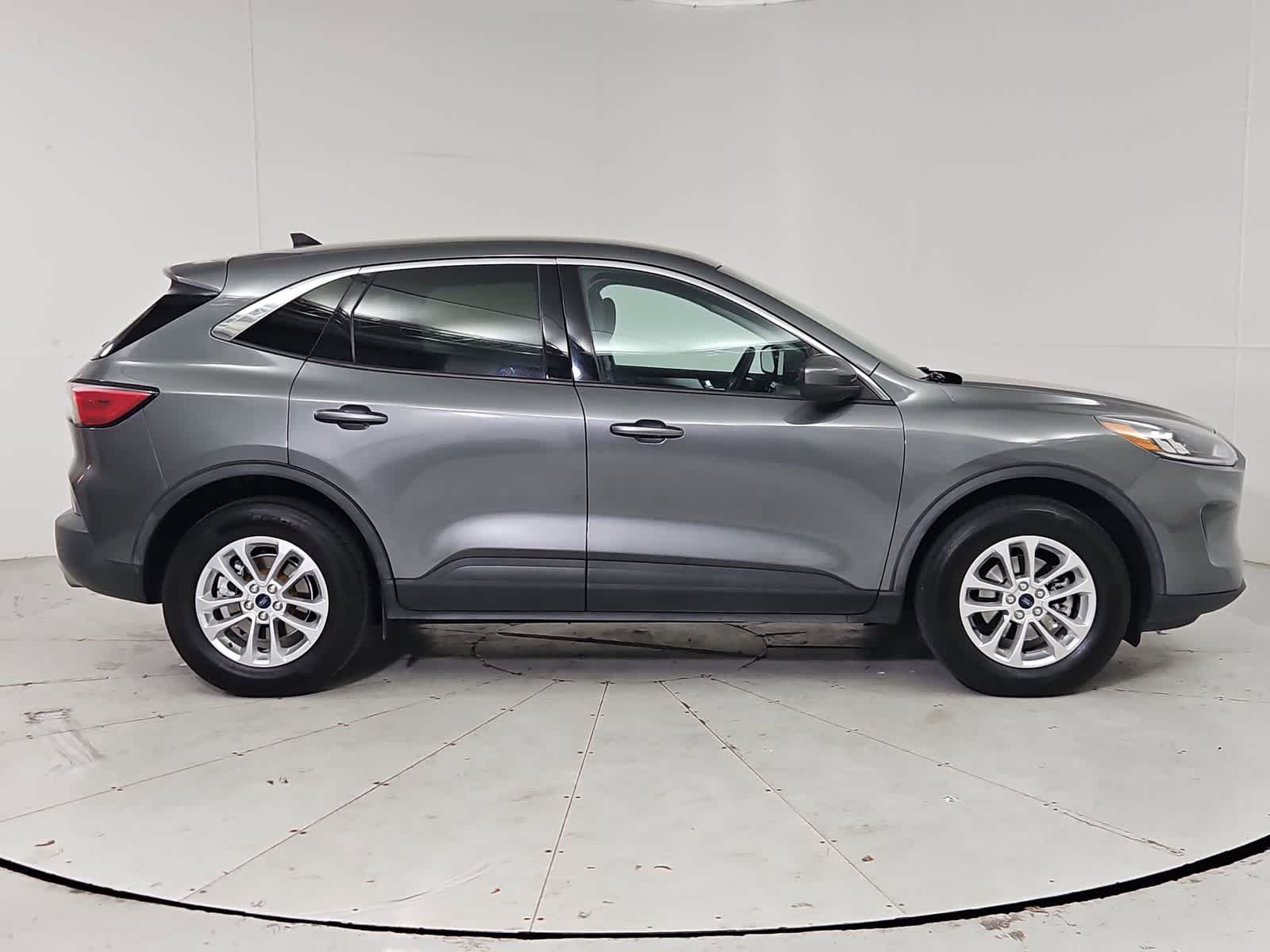 Thumbnail: 2021 Ford Escape - 7