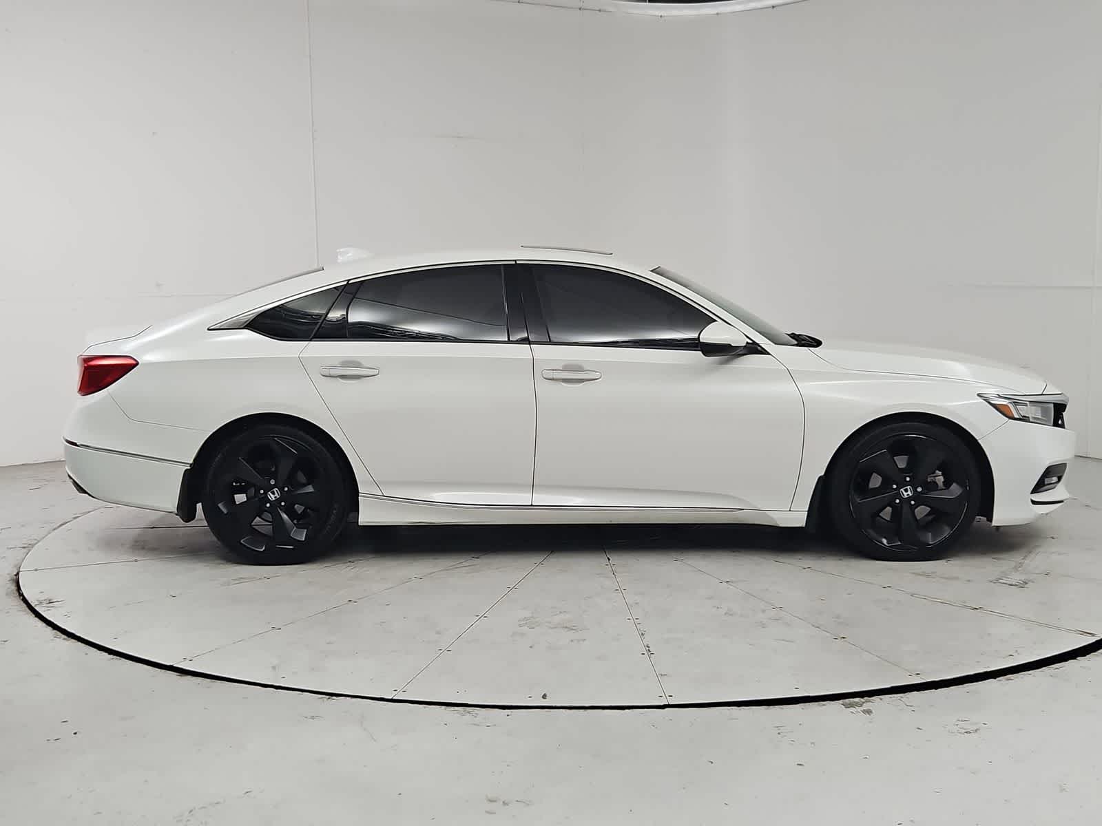 Thumbnail: 2018 Honda Accord - 7