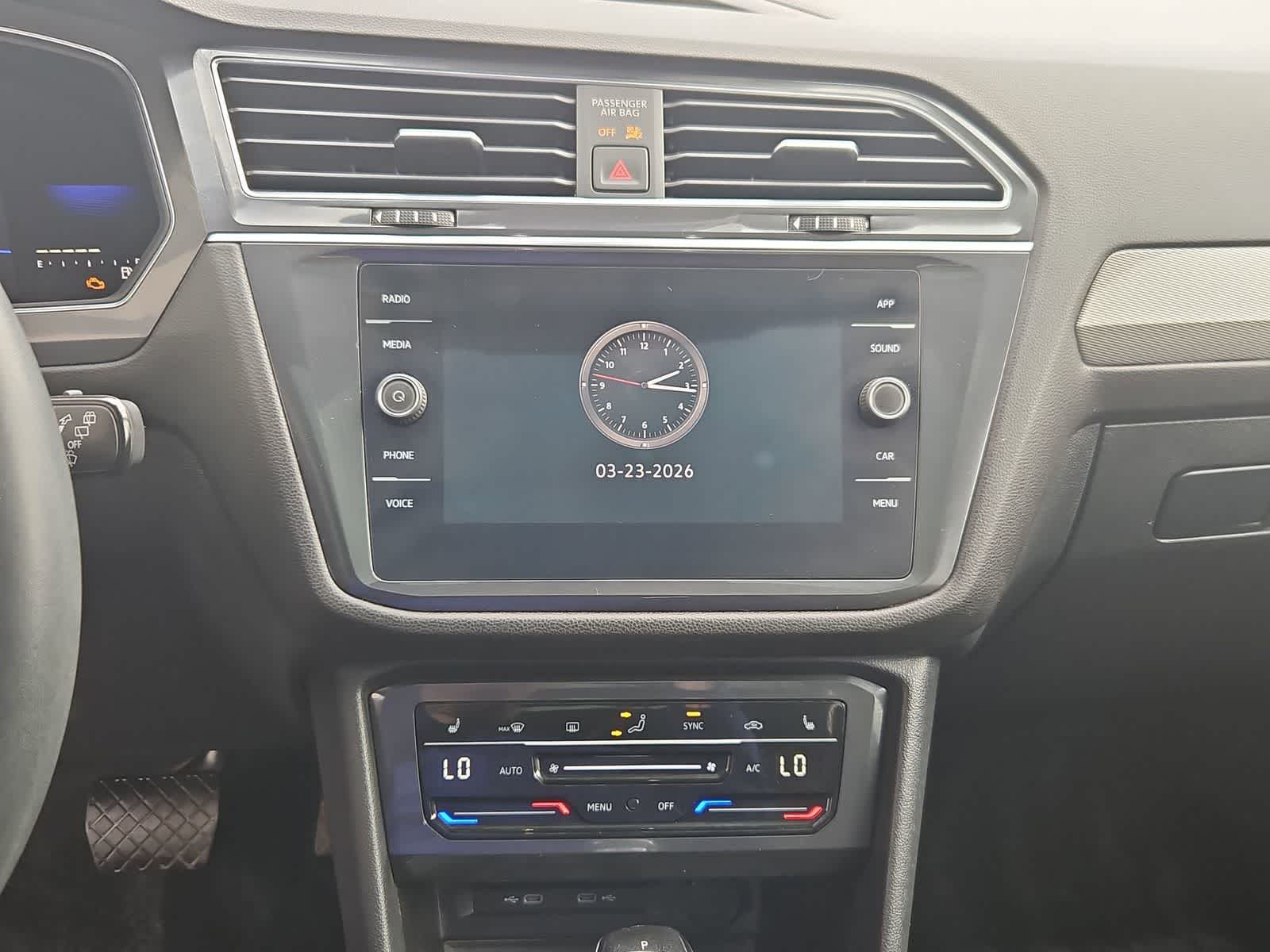 Thumbnail: 2022 Volkswagen Tiguan - 26