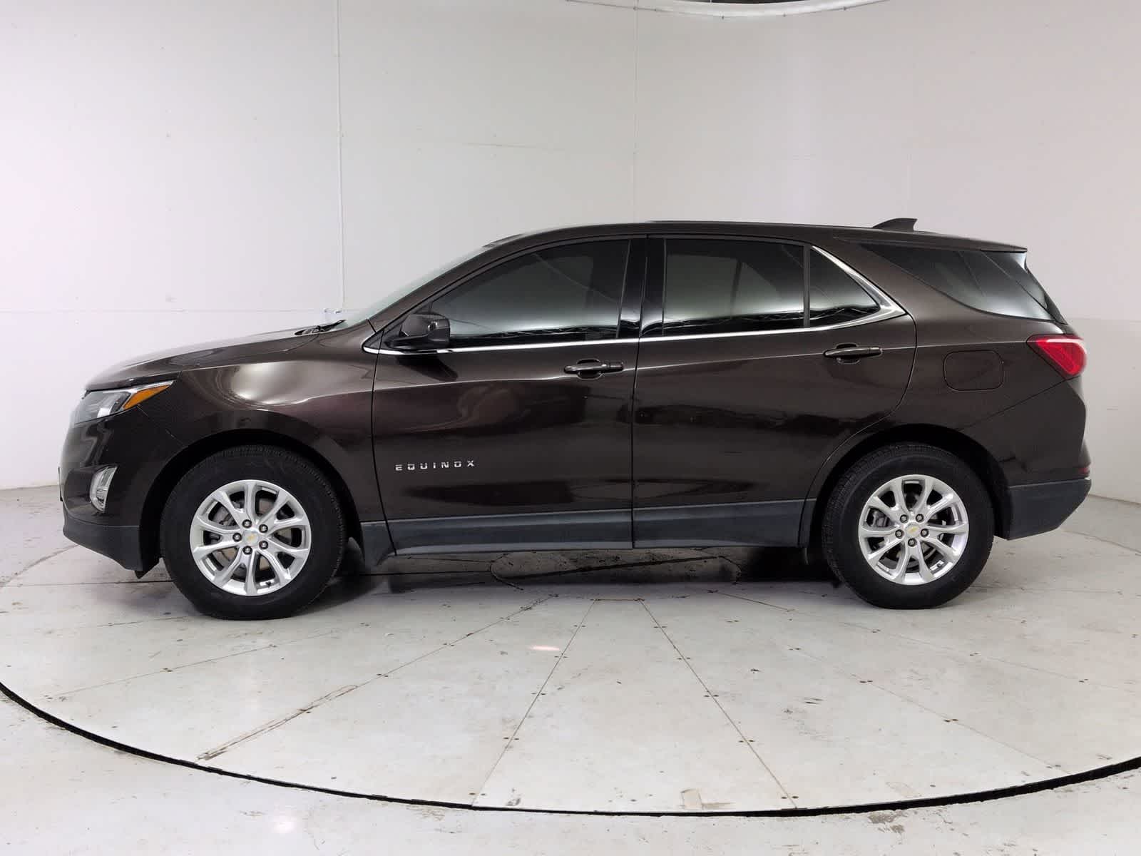 Thumbnail: 2020 Chevrolet Equinox - 3