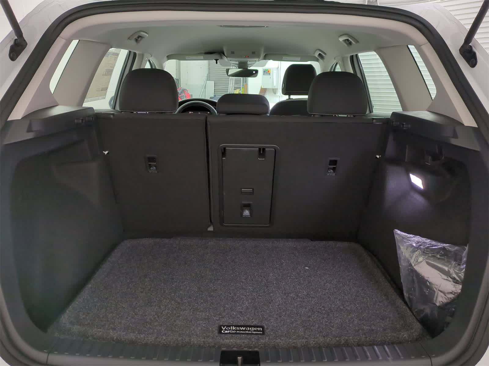 Thumbnail: 2025 Volkswagen Taos - 36