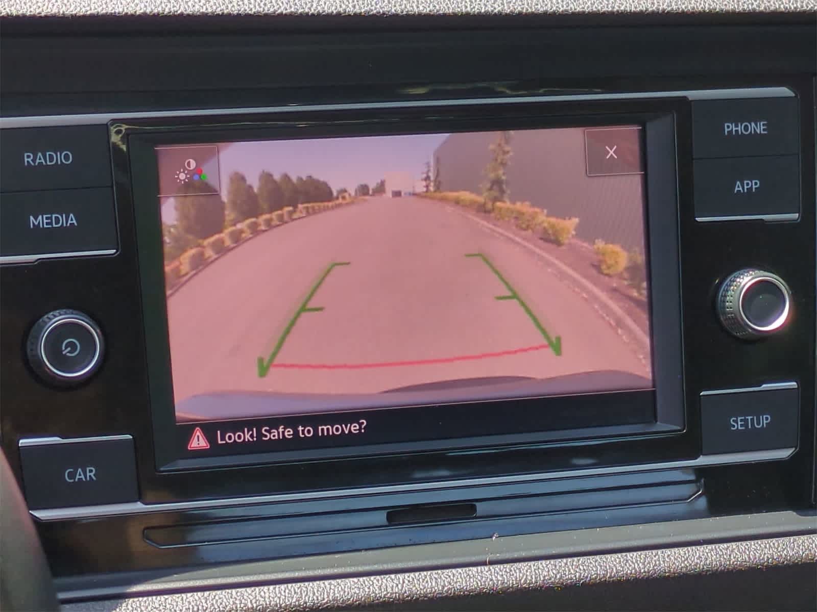 Thumbnail: 2019 Volkswagen Jetta - 30