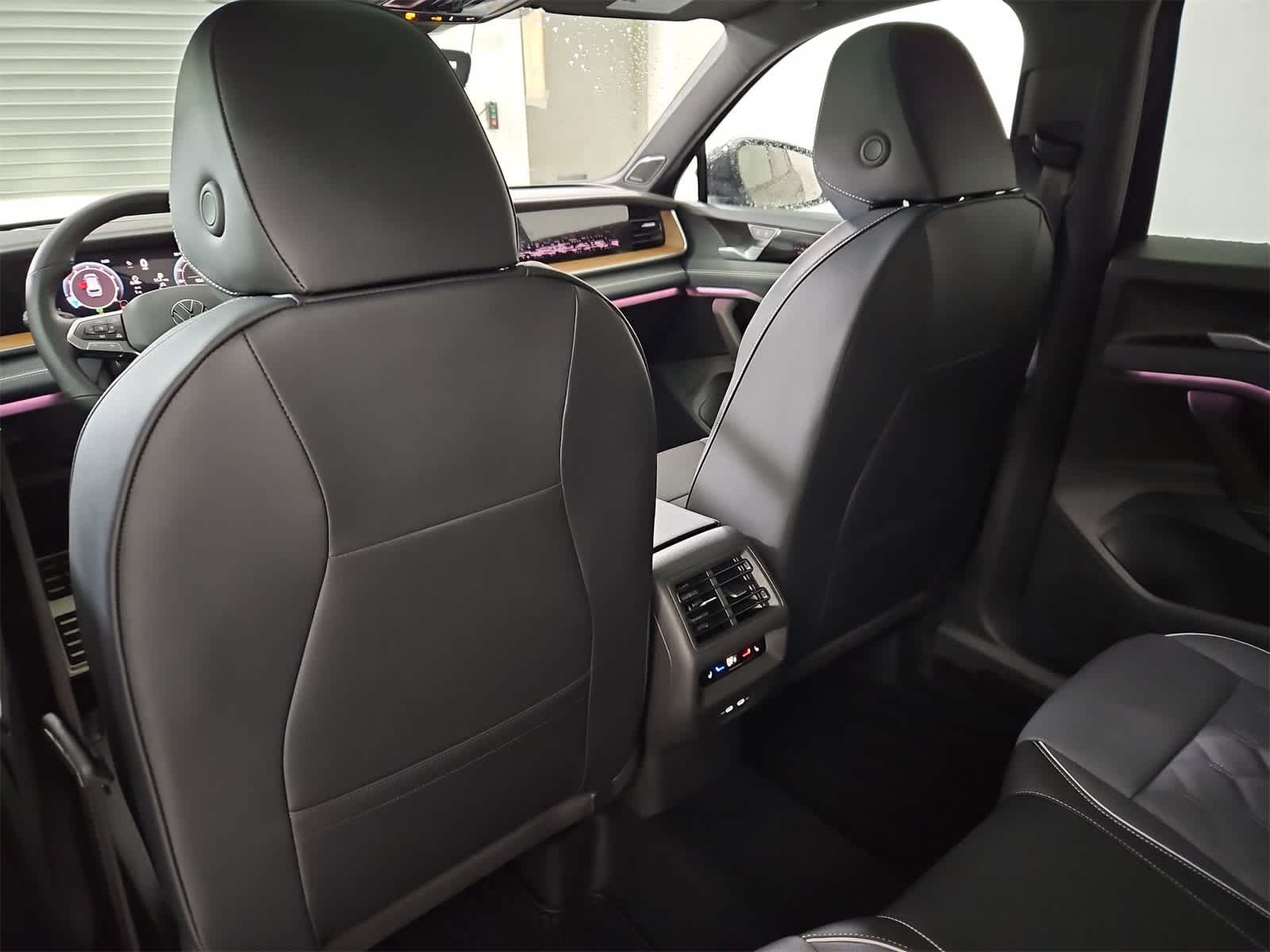 Thumbnail: 2026 Volkswagen Tiguan - 18