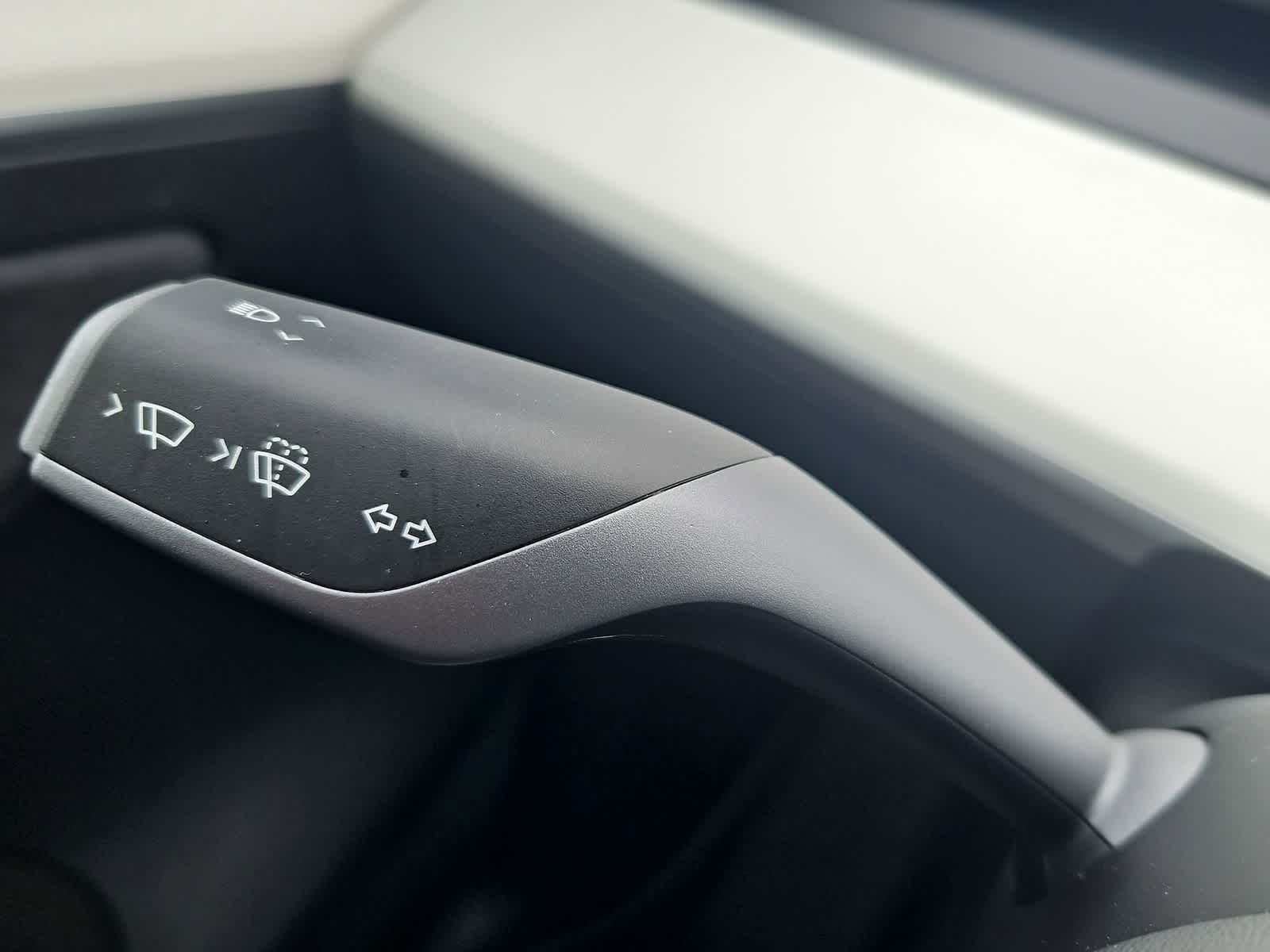 Thumbnail: 2024 Tesla Model Y - 27